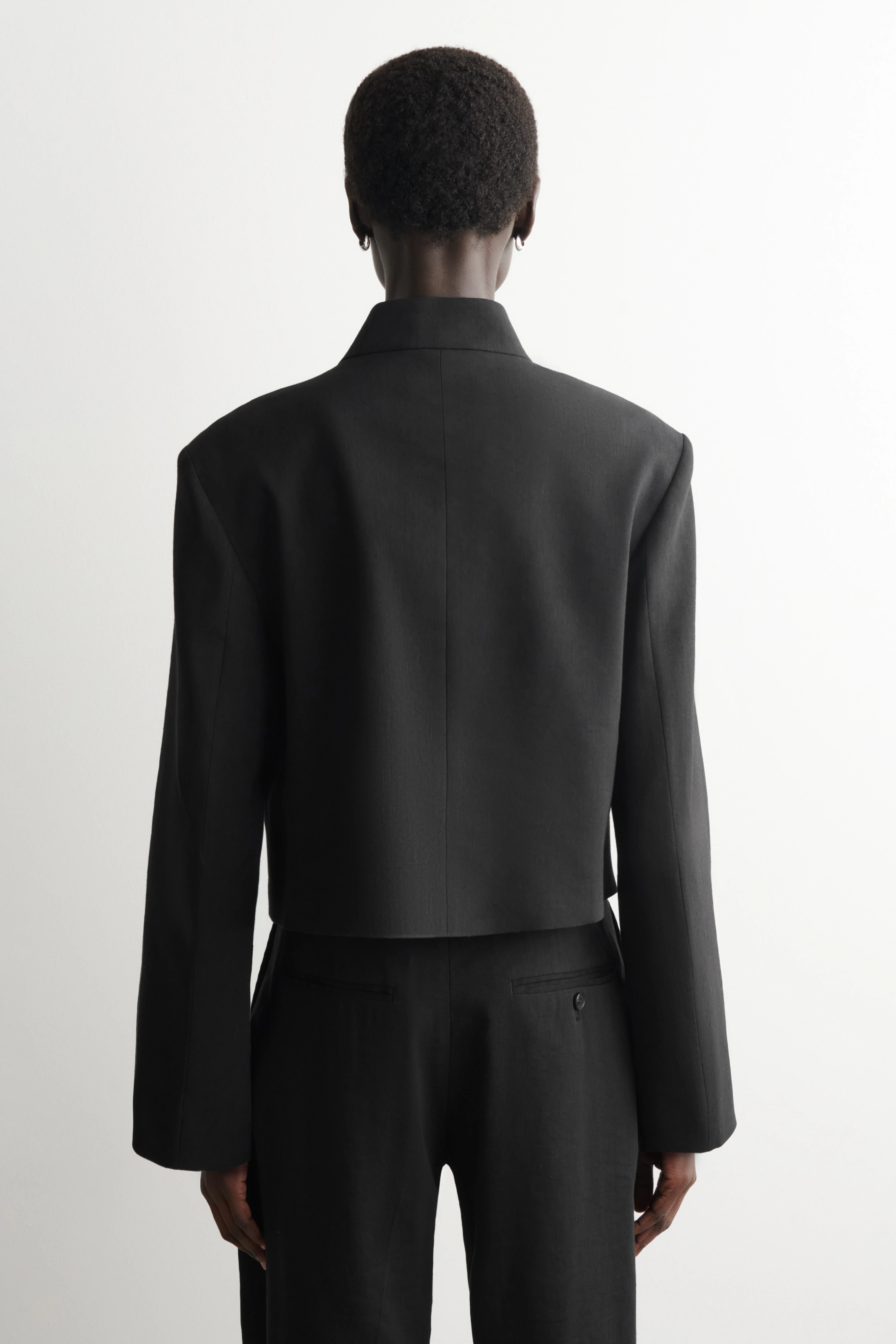 CROPPED STRUCTURED LINEN BLAZER - 2