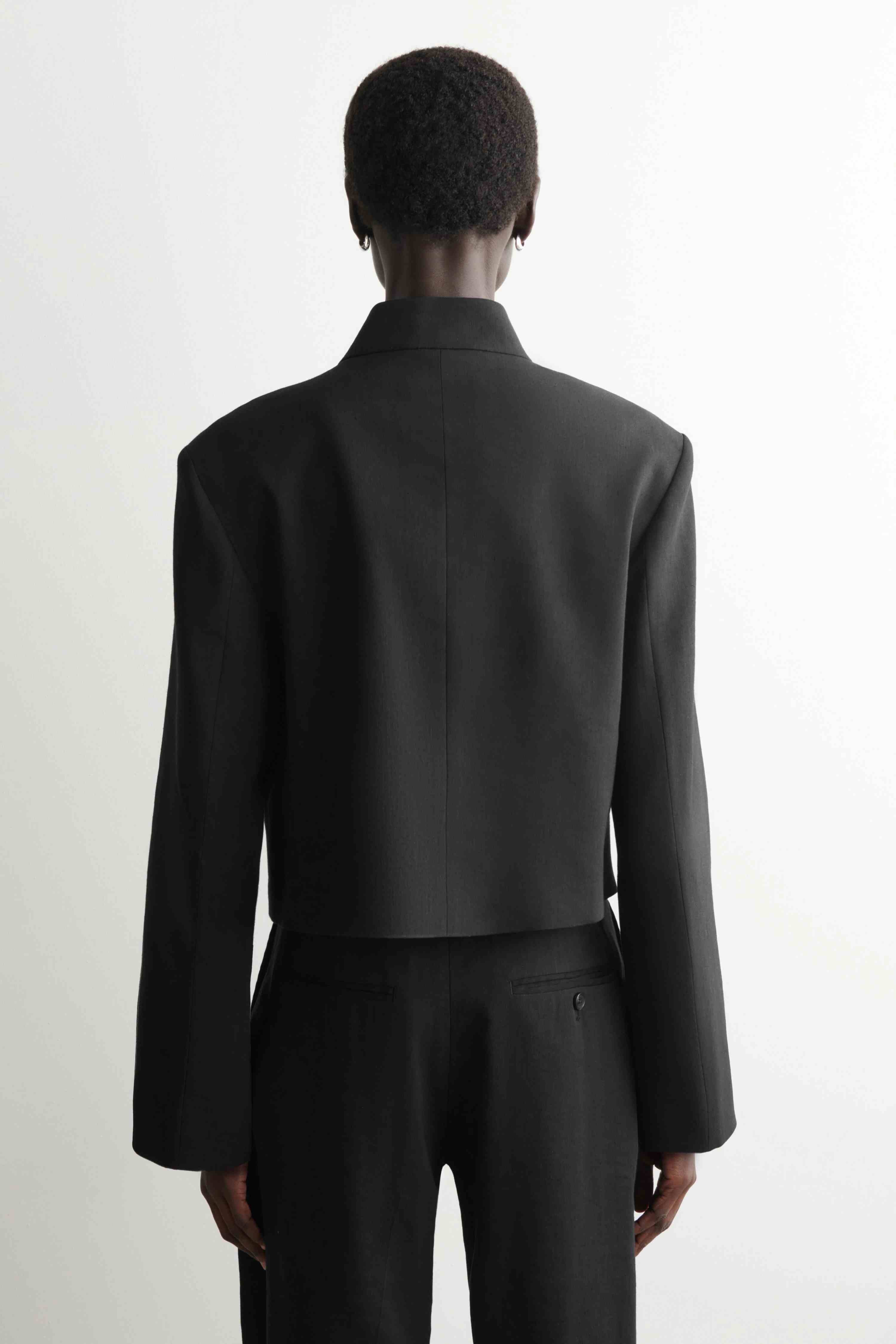 CROPPED STRUCTURED LINEN BLAZER - 2