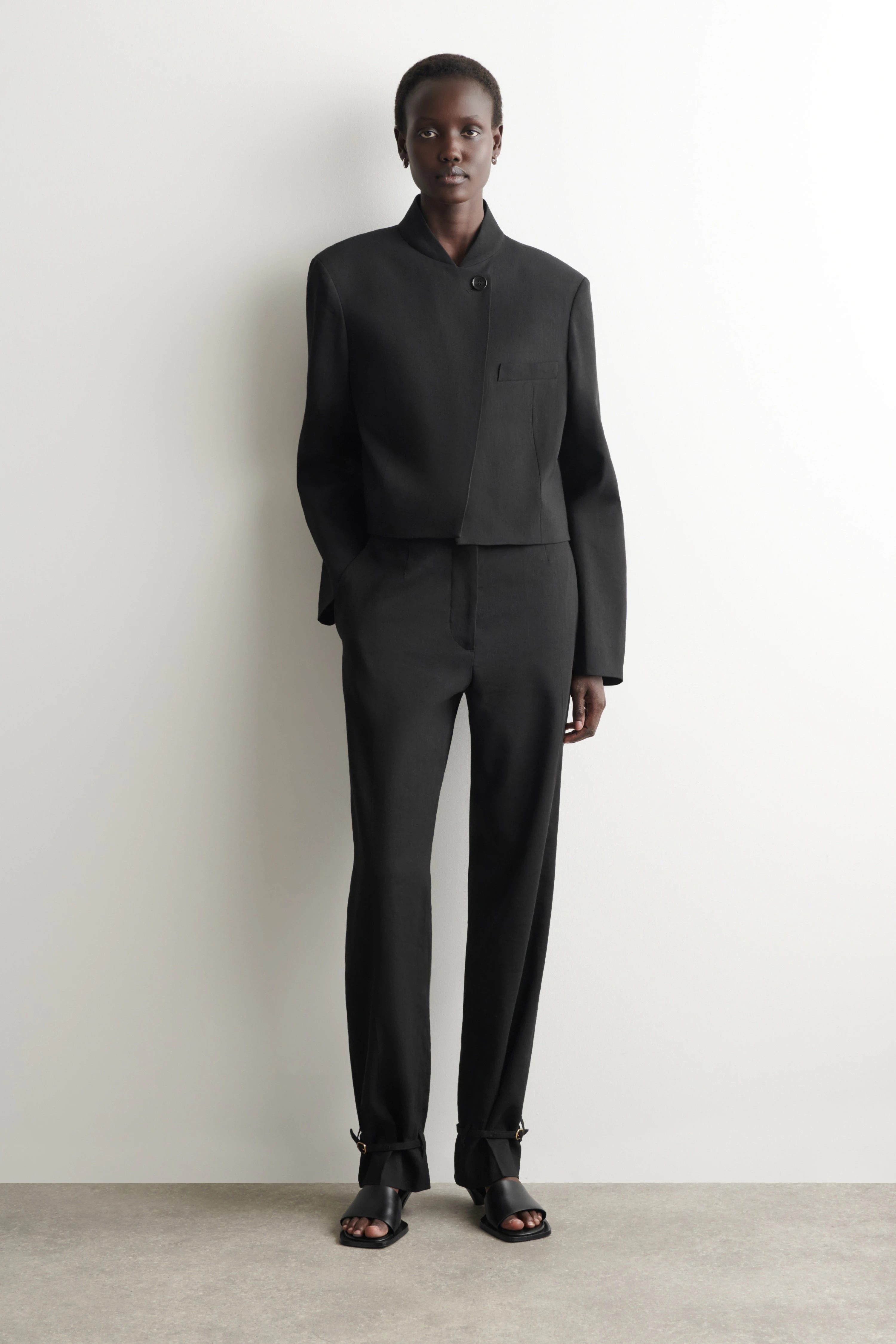 CROPPED STRUCTURED LINEN BLAZER - 3