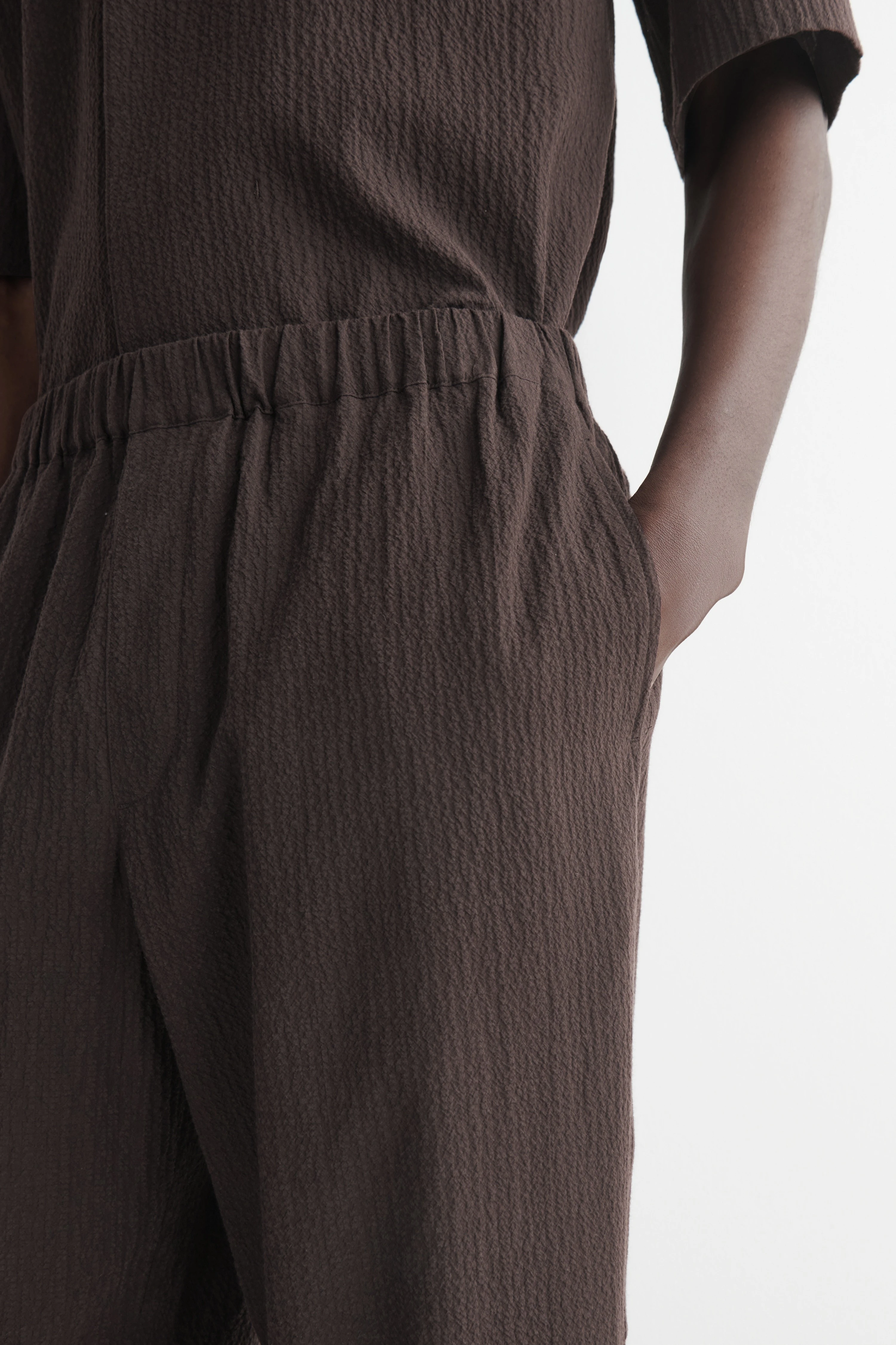 SEERSUCKER REGULAR-FIT TAPERED TROUSERS - 5