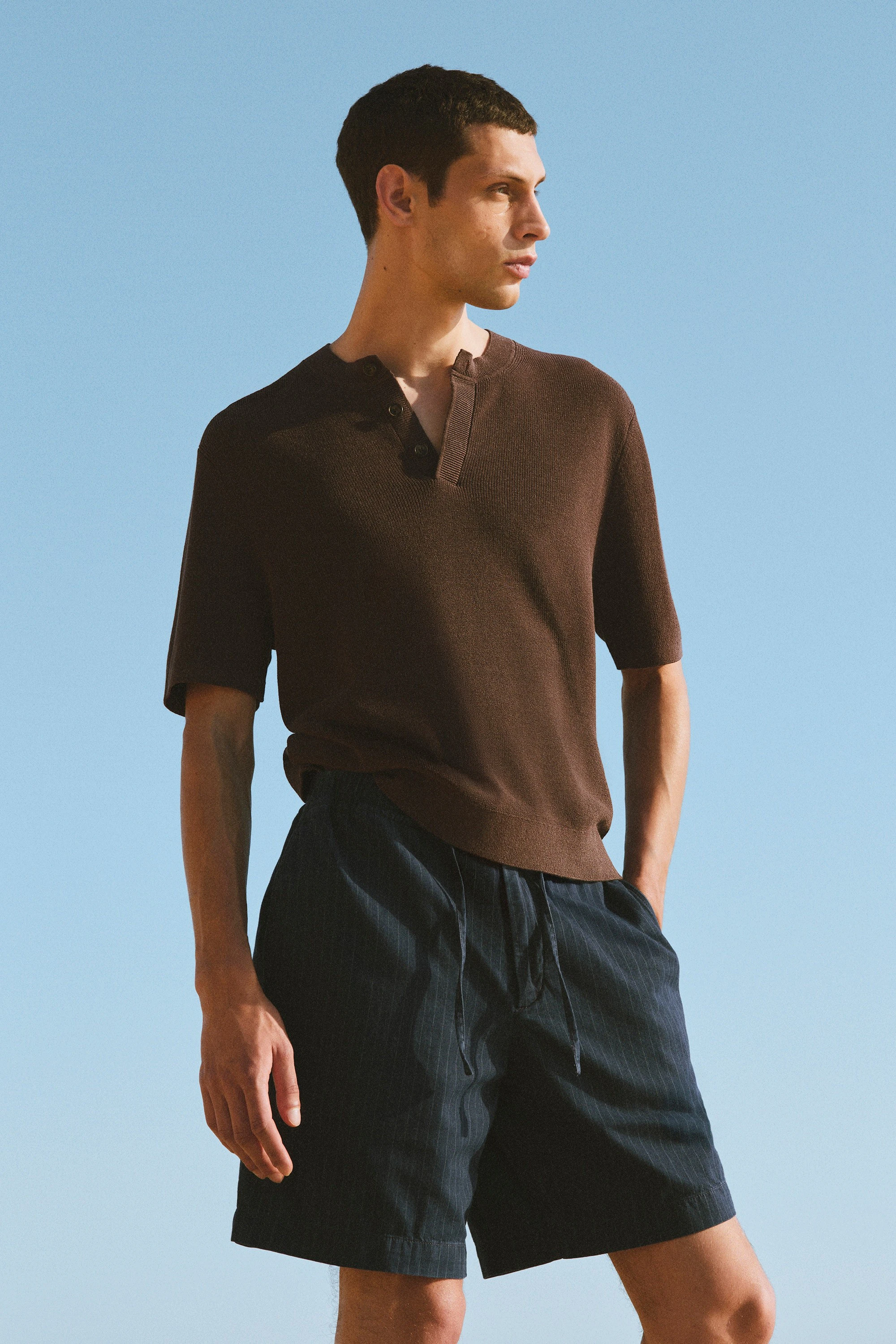 KNITTED LINEN HENLEY T-SHIRT - 8