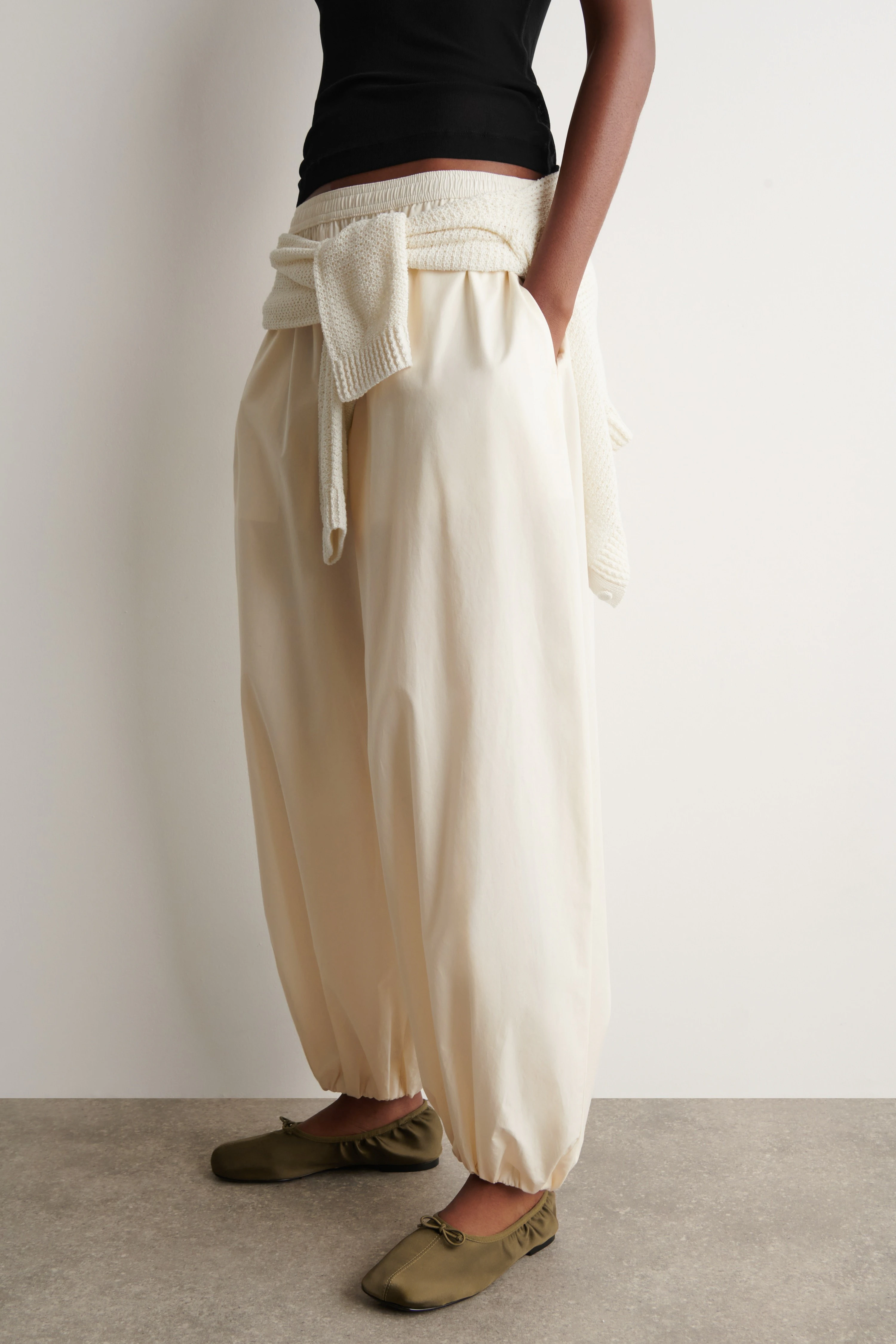 FLUID COTTON BALLOON TROUSERS - 3