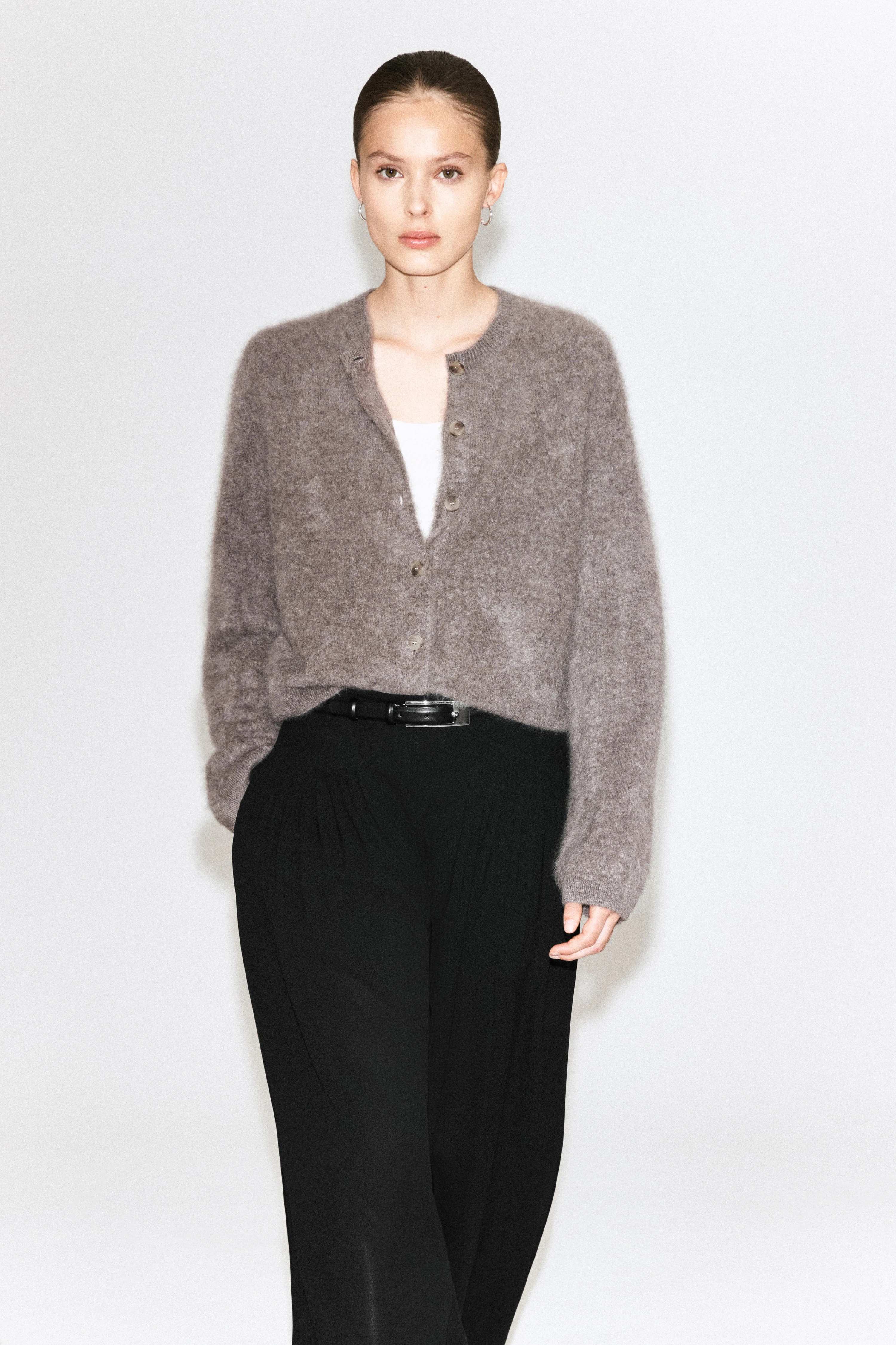 BRUSHED PURE CASHMERE CREW-NECK CARDIGAN