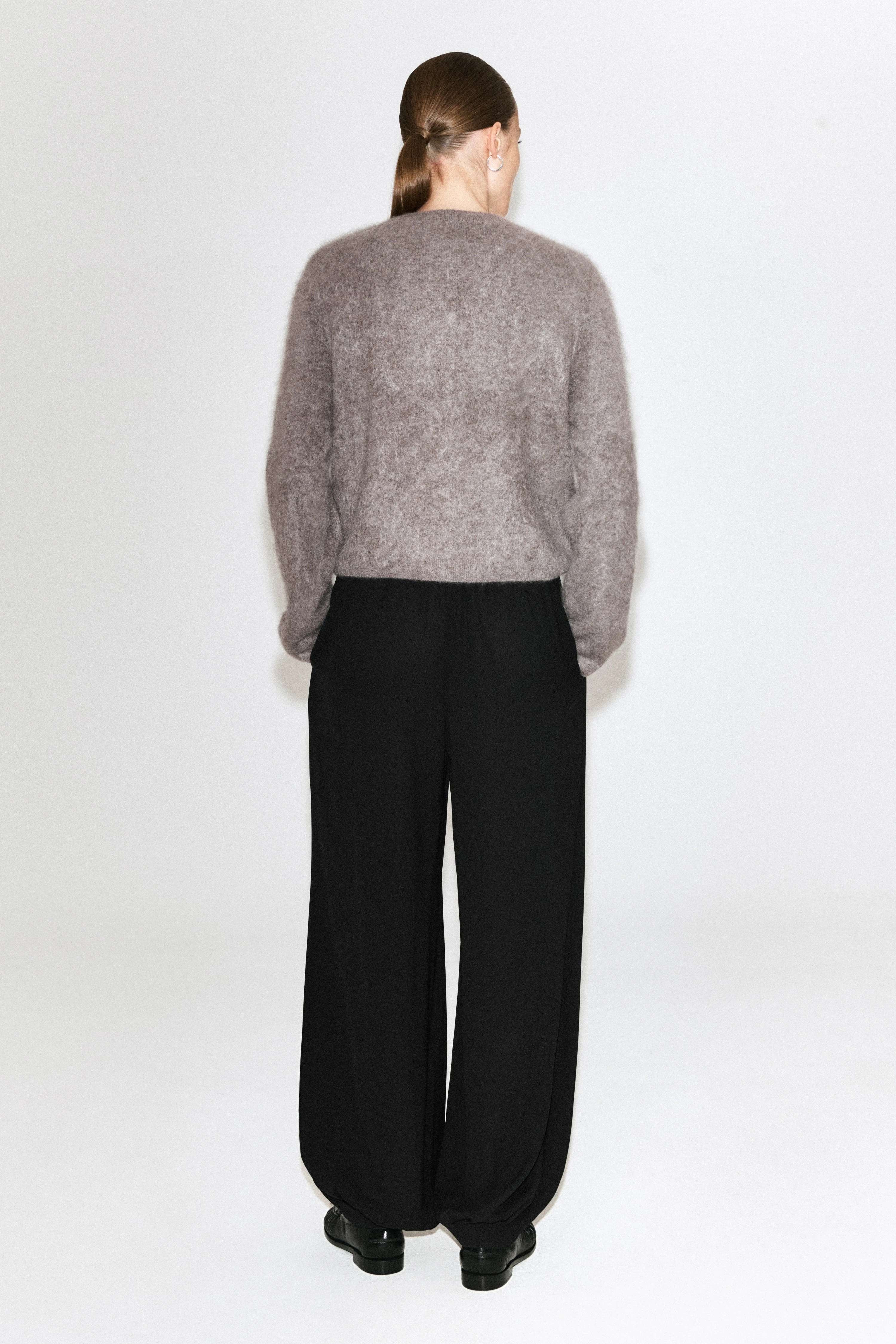 BRUSHED PURE CASHMERE CREW-NECK CARDIGAN