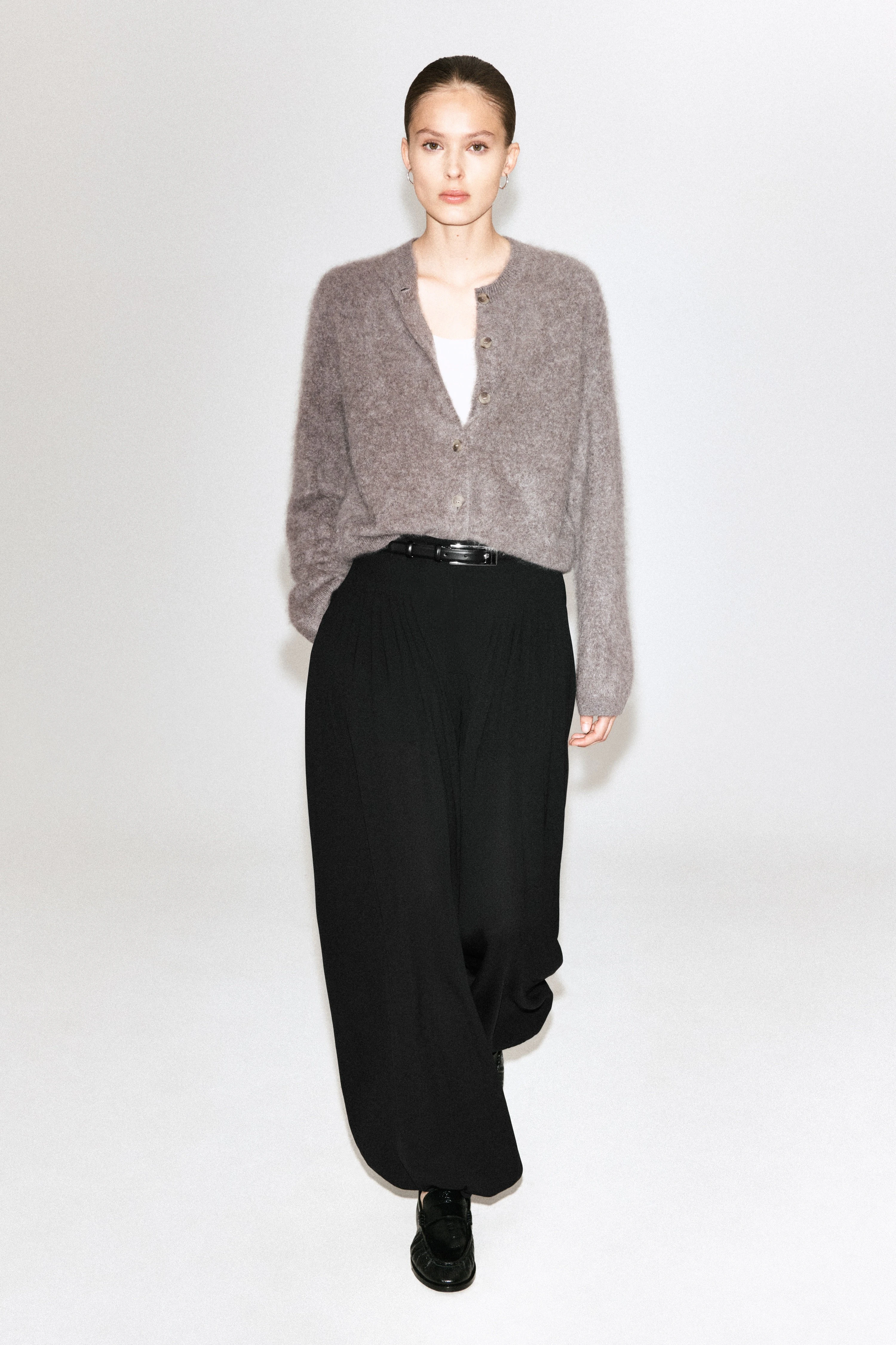 BRUSHED PURE CASHMERE CREW-NECK CARDIGAN - 3