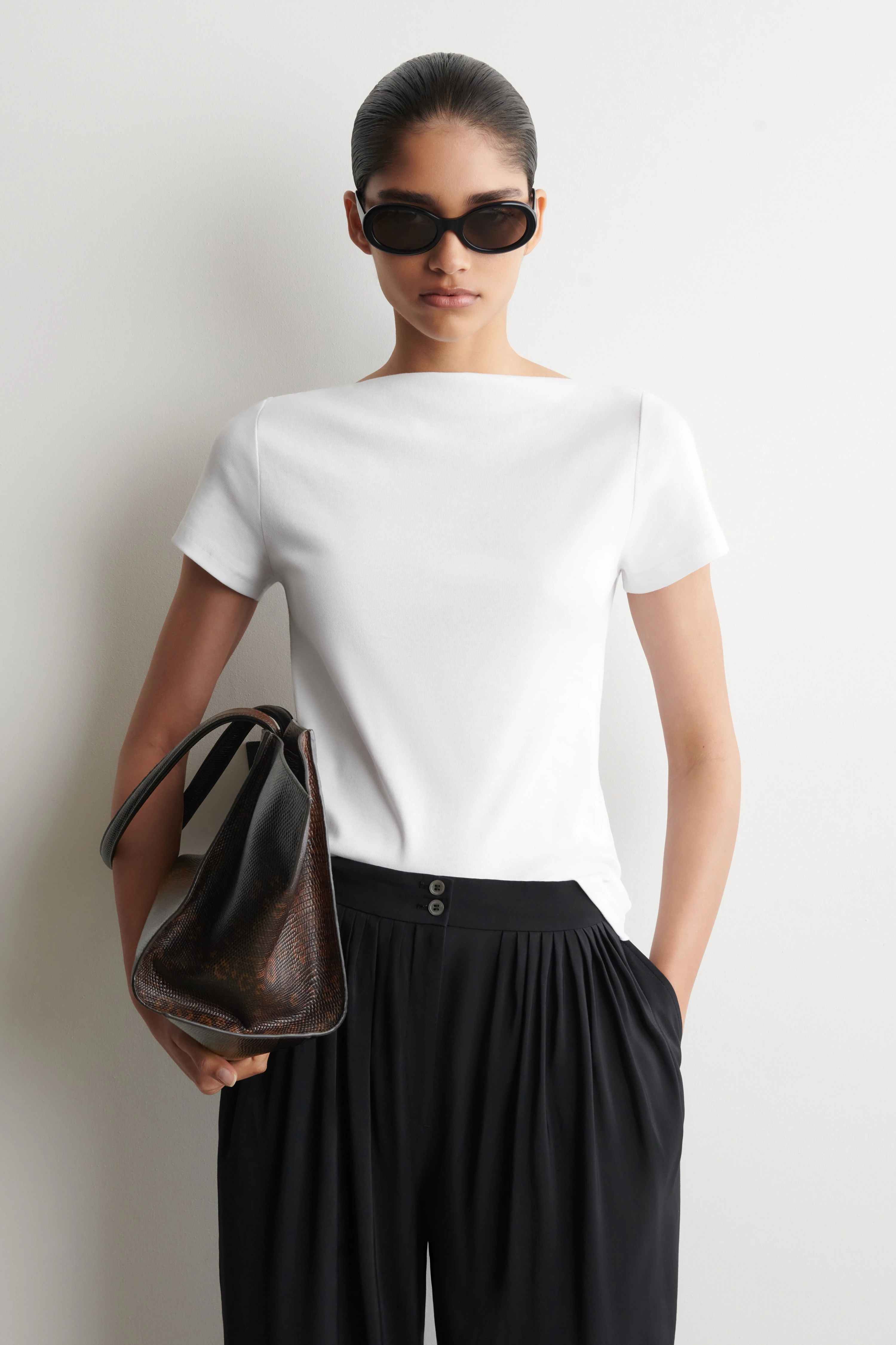 SLIM BOAT-NECK COTTON T-SHIRT - 1
