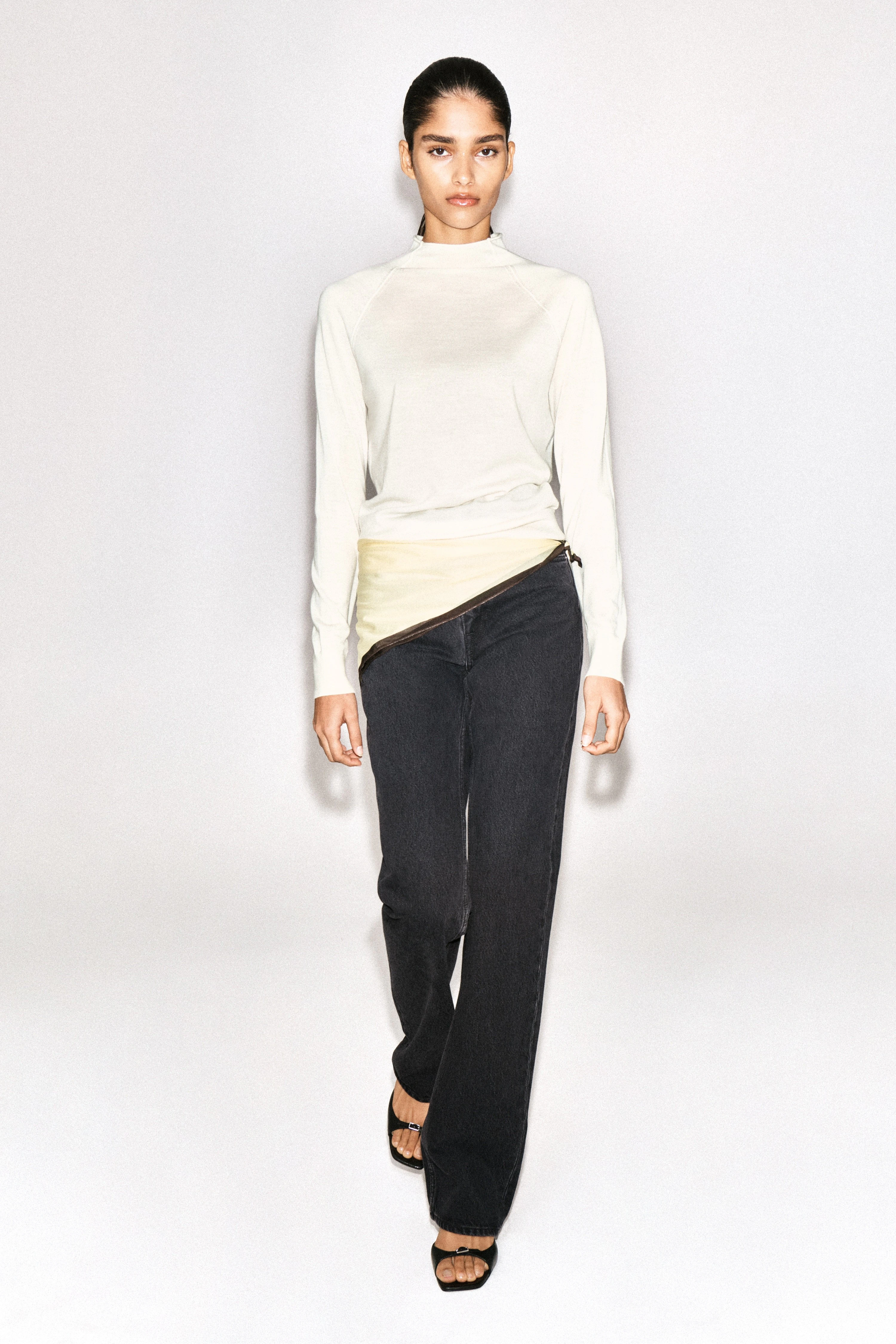 MERINO WOOL FUNNEL-NECK JUMPER