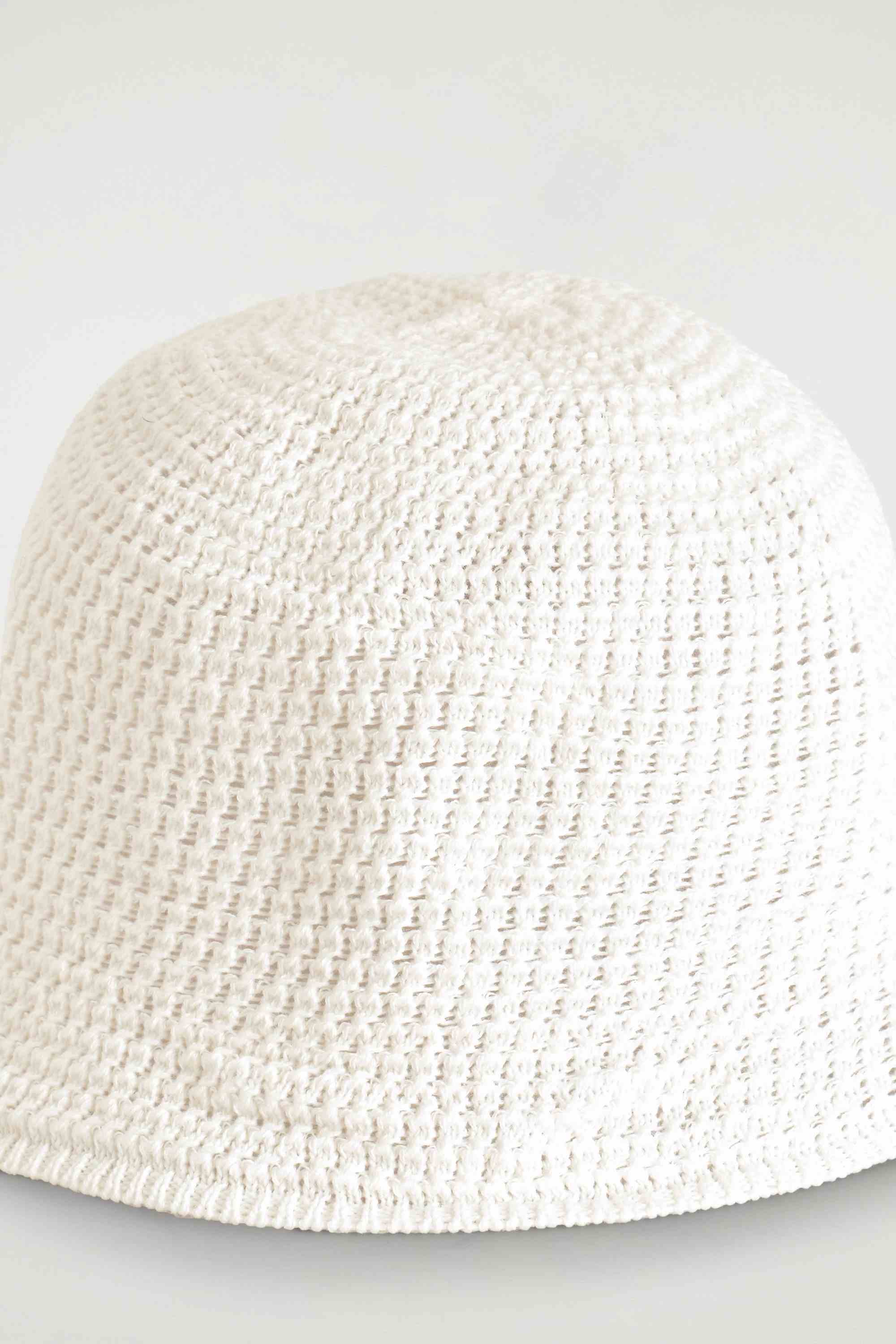 POINTELLE-KNIT BUCKET HAT - 4