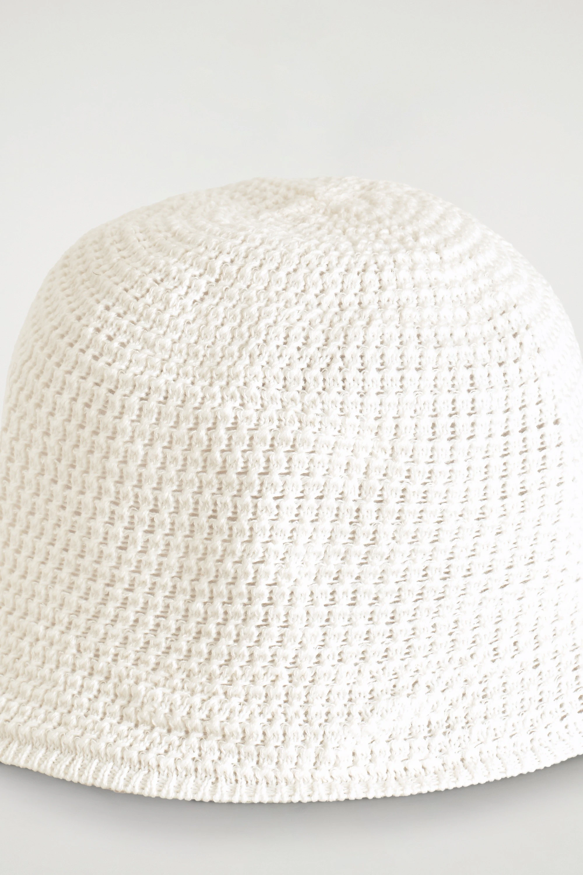 POINTELLE-KNIT BUCKET HAT - 4