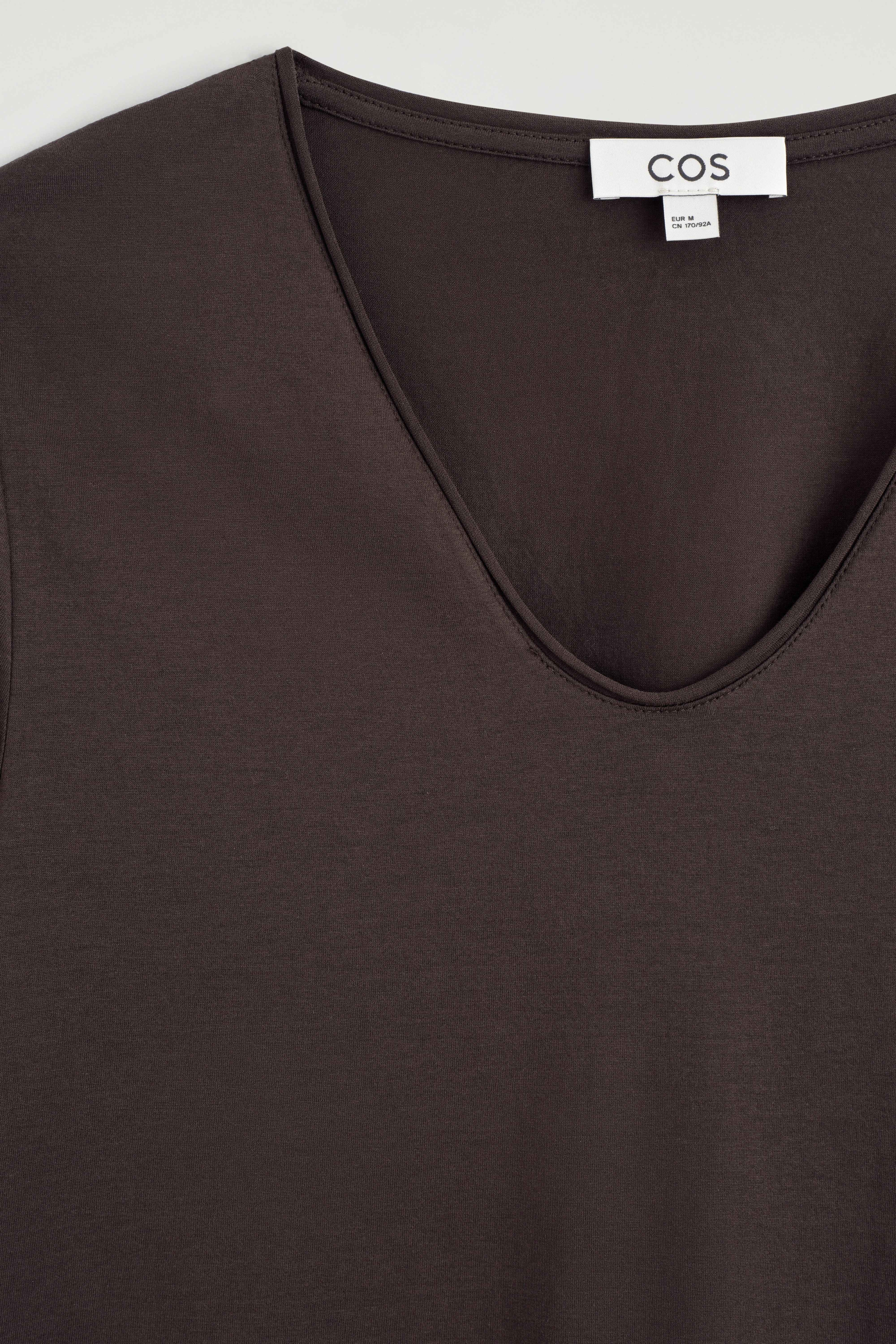 U-NECK LIGHTWEIGHT COTTON T-SHIRT - 6