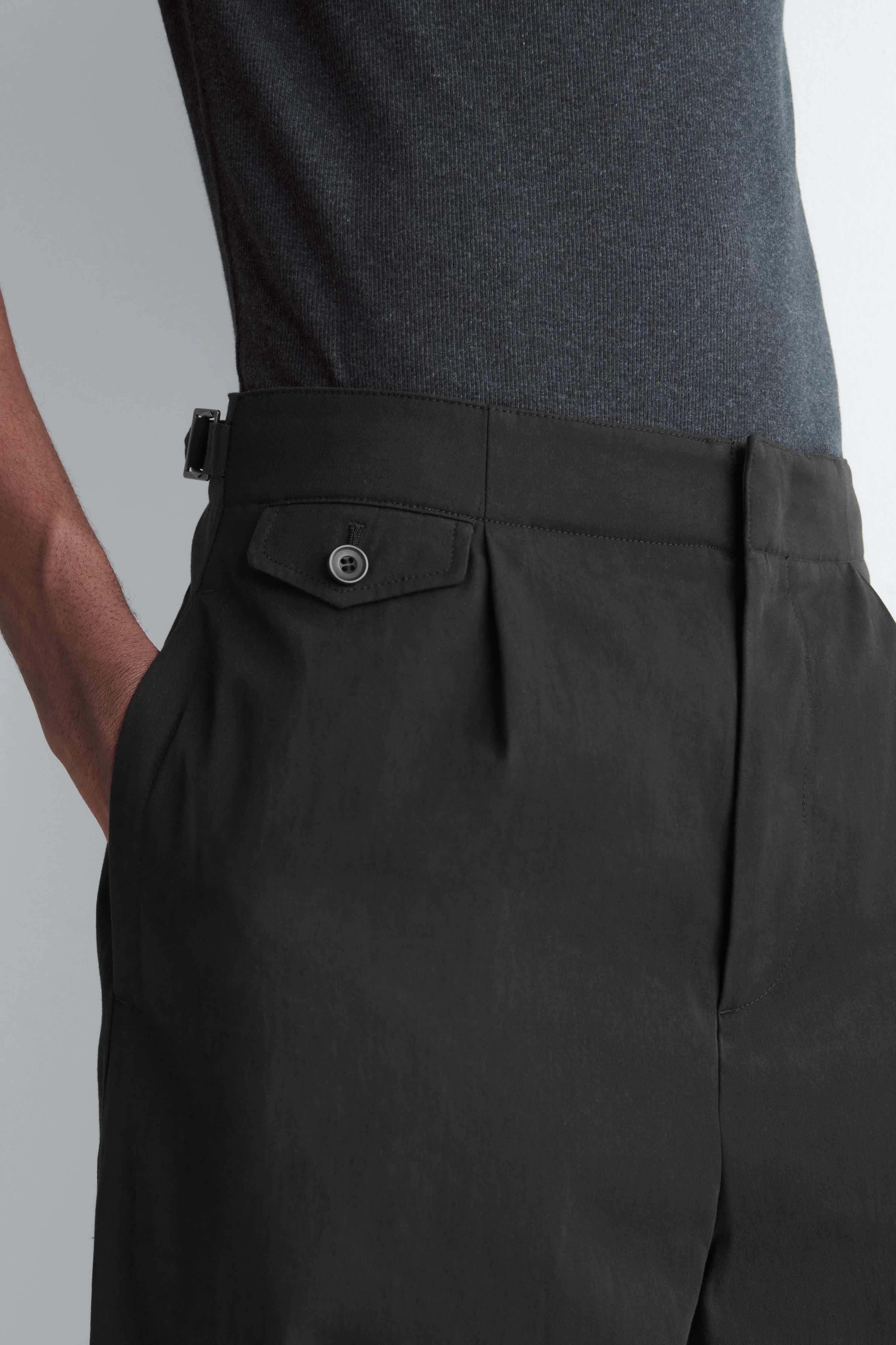 POCKET-DETAIL RELAXED-FIT WIDE-LEG TROUSERS - 4