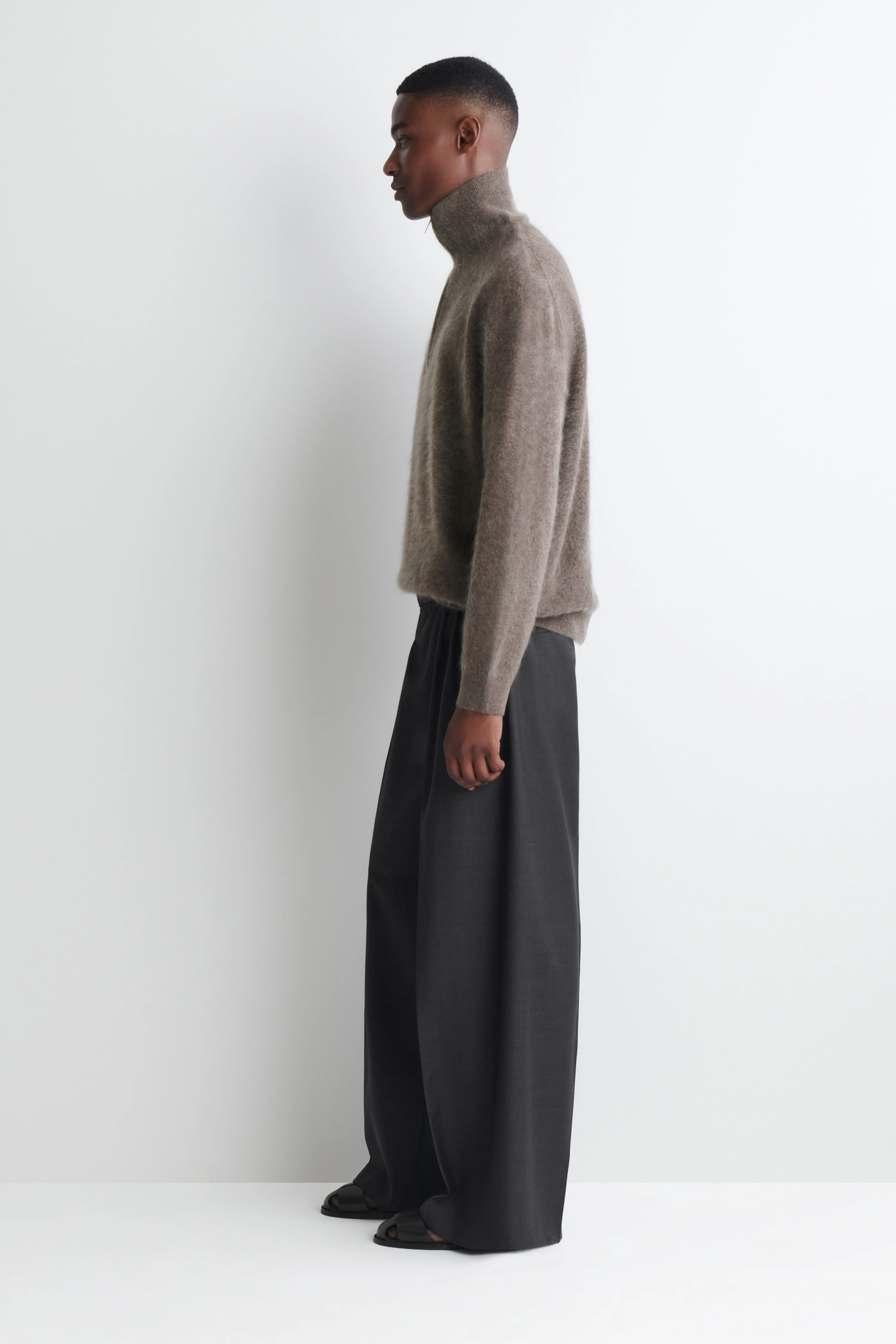 BRUSHED PURE CASHMERE ZIP-UP JUMPER - 4