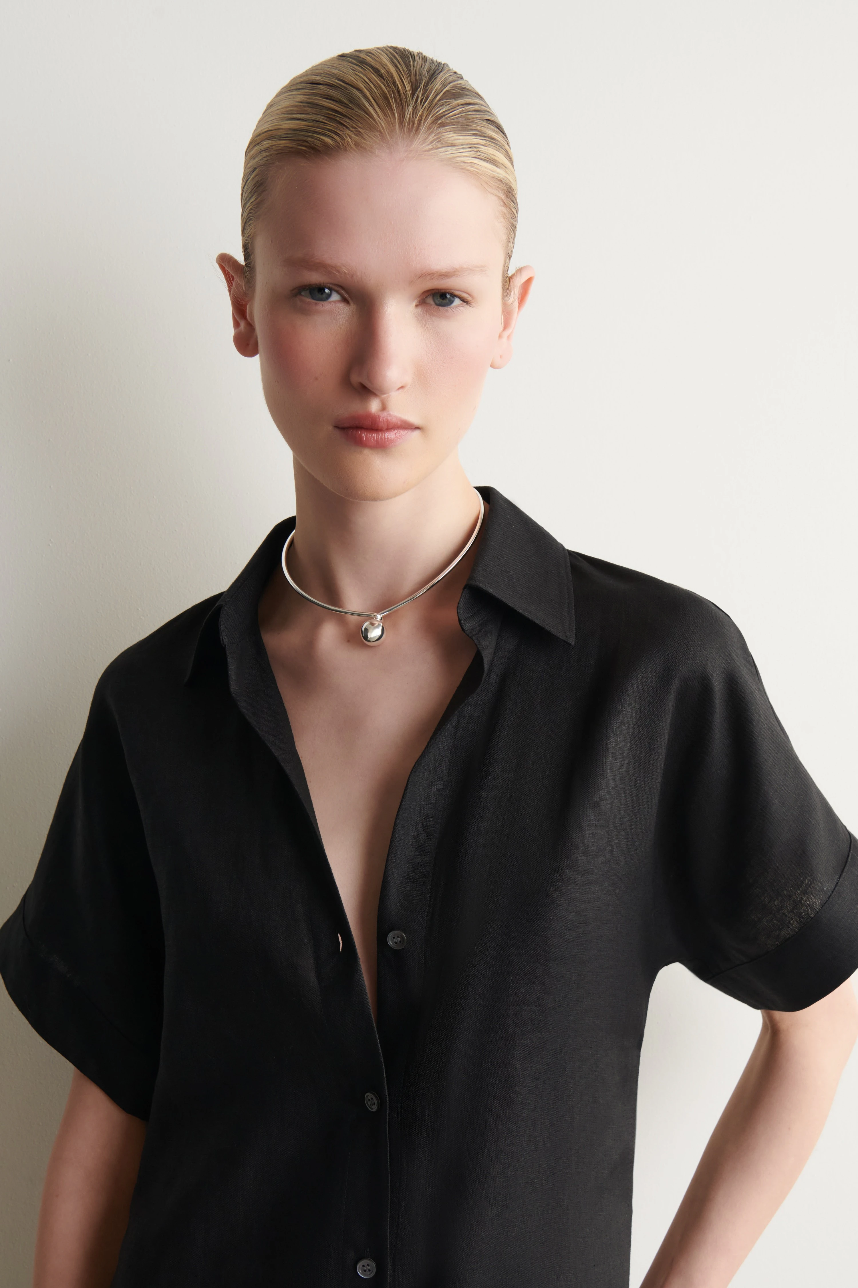 OPEN-COLLAR LINEN MINI SHIRT DRESS - 4