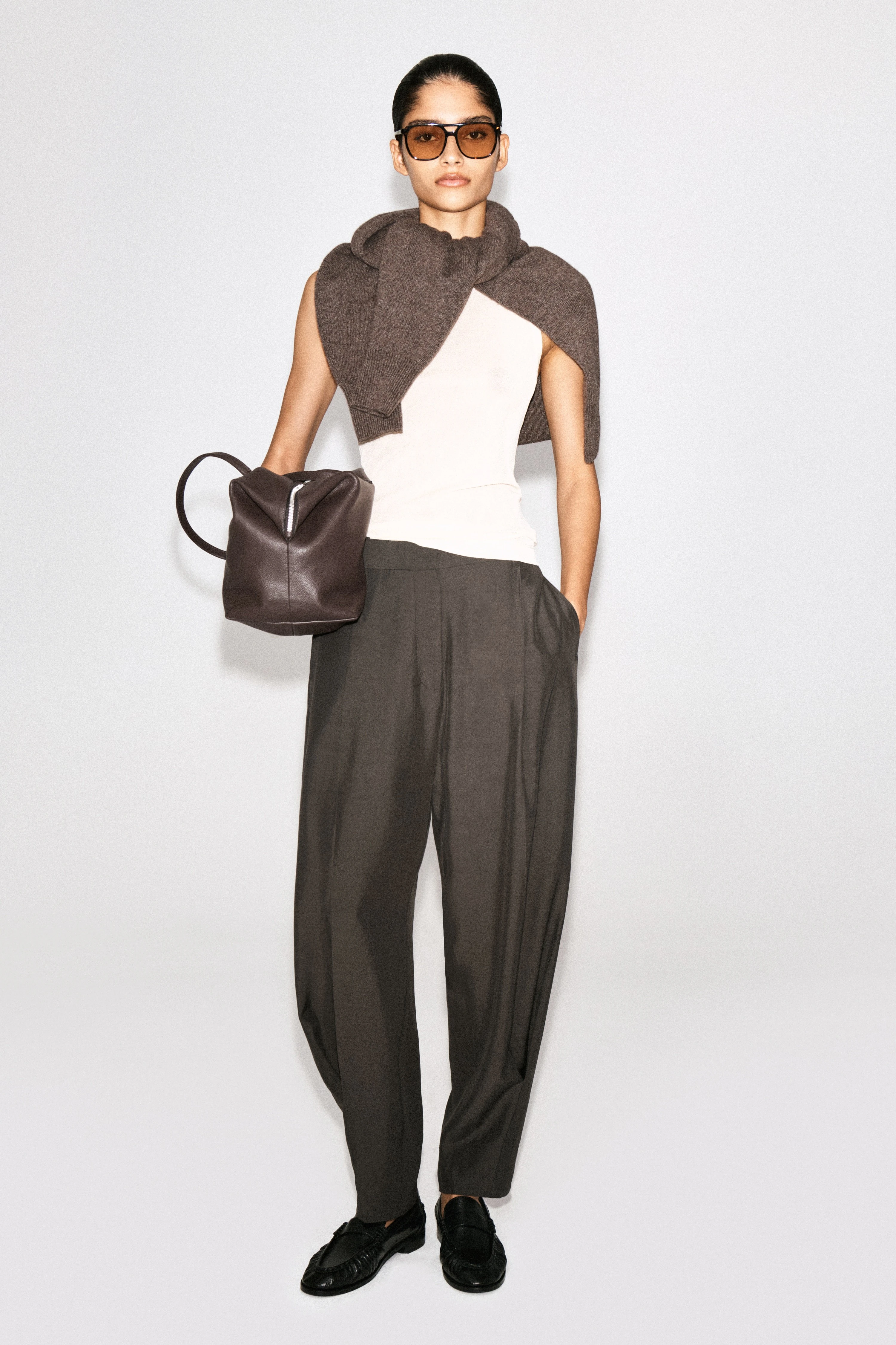 PLEATED BALLOON-LEG TROUSERS - 1