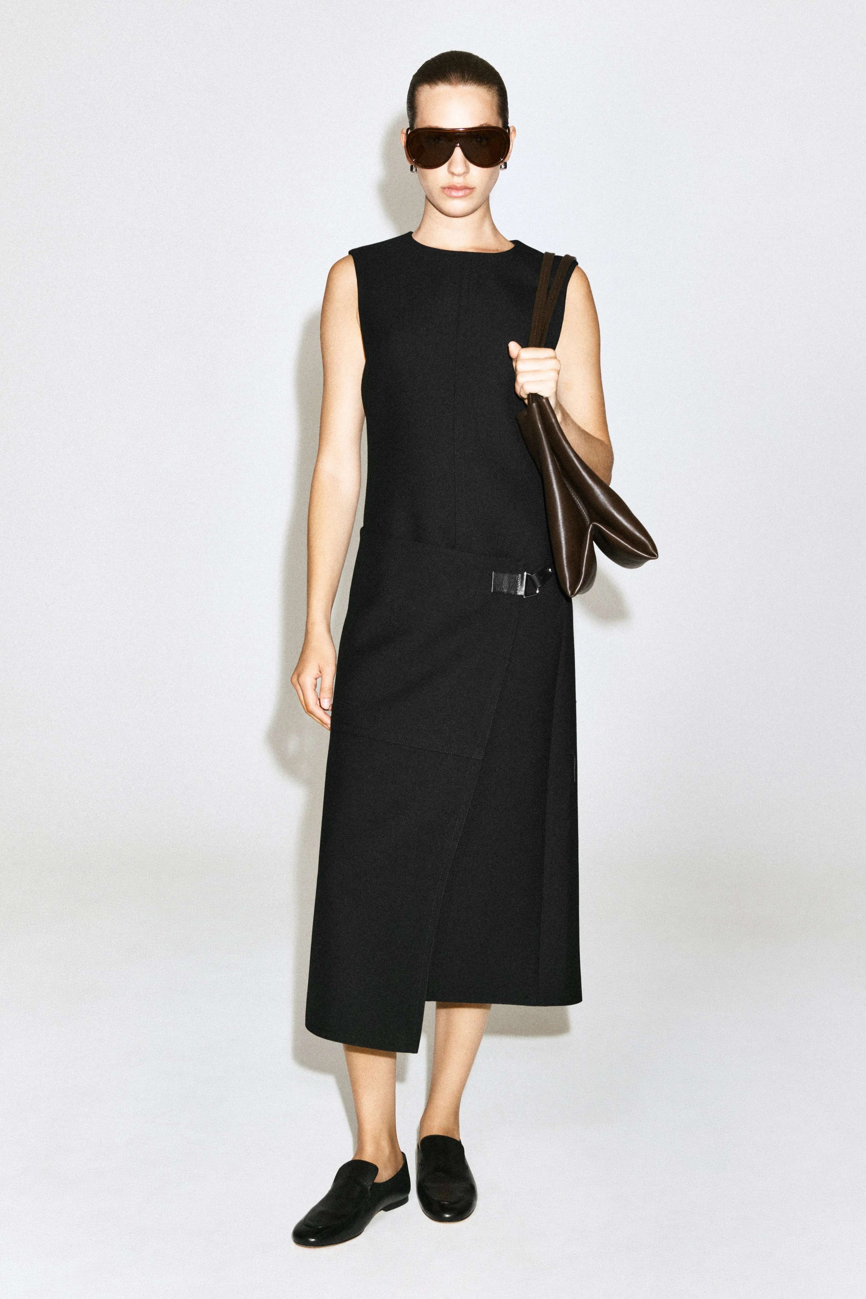 BELT-DETAIL DOUBLE-FACED WOOL MIDI DRESS - 3