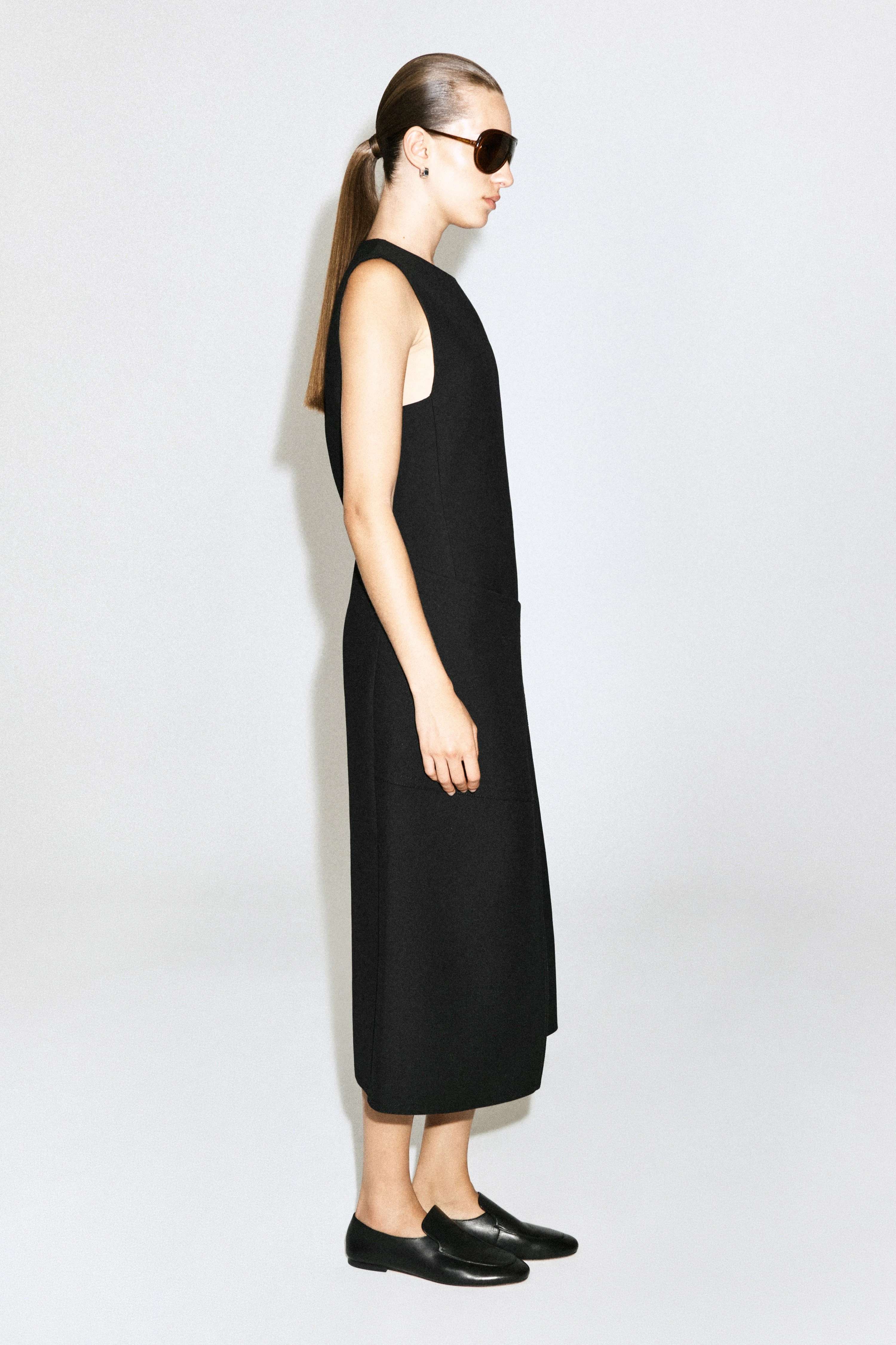 BELT-DETAIL DOUBLE-FACED WOOL MIDI DRESS - 4