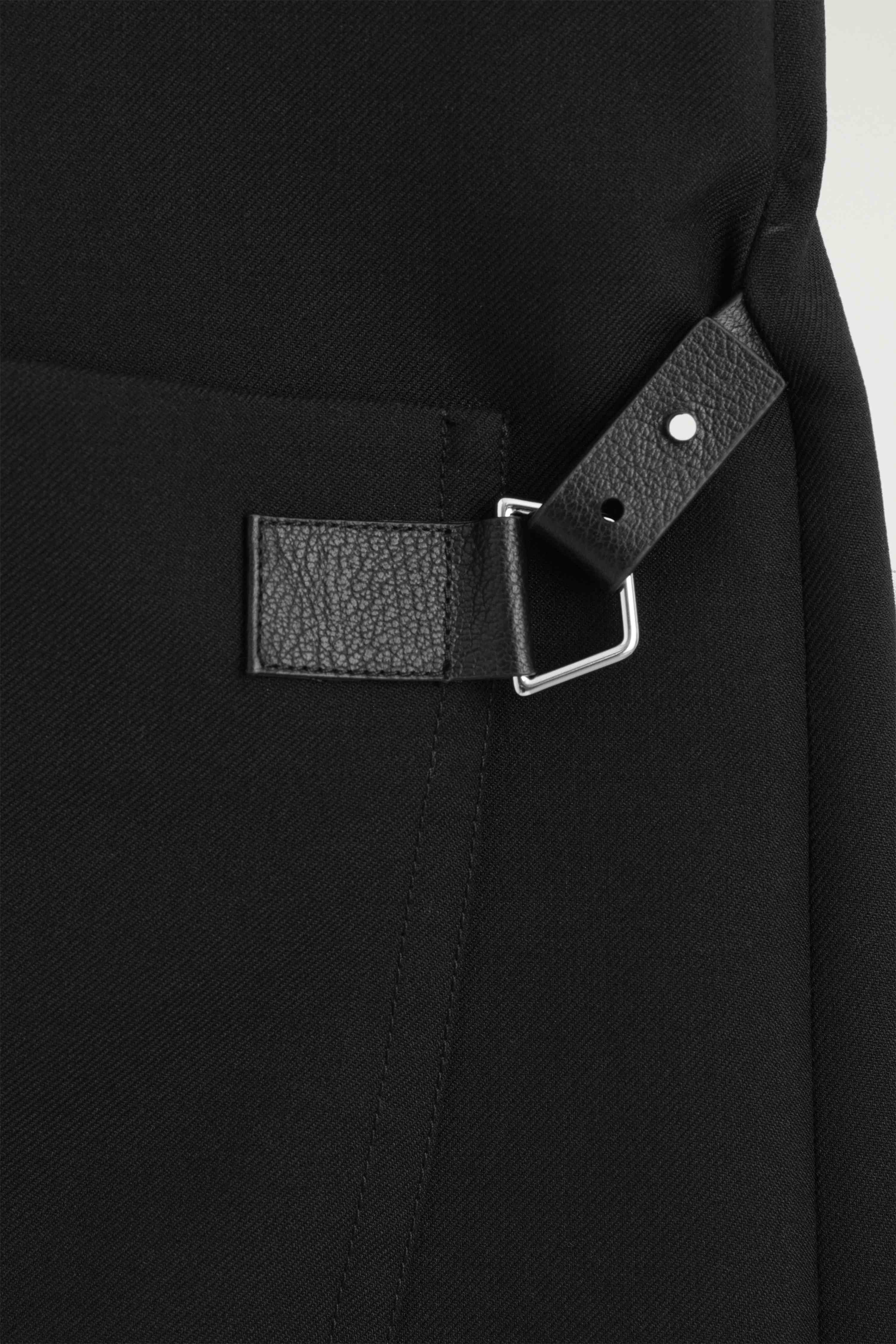 BELT-DETAIL DOUBLE-FACED WOOL MIDI DRESS - 7