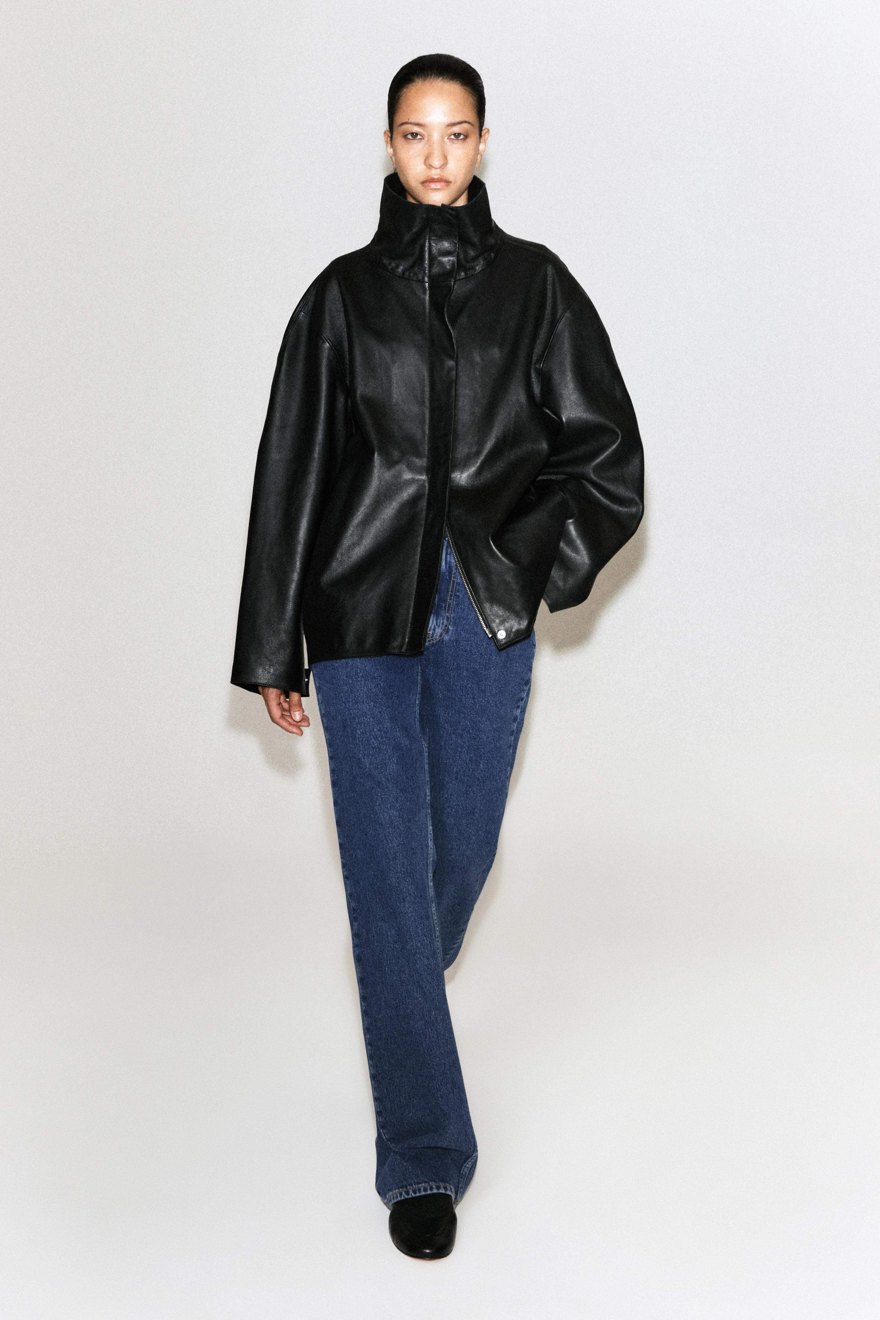 LEATHER FUNNEL-NECK JACKET - 3