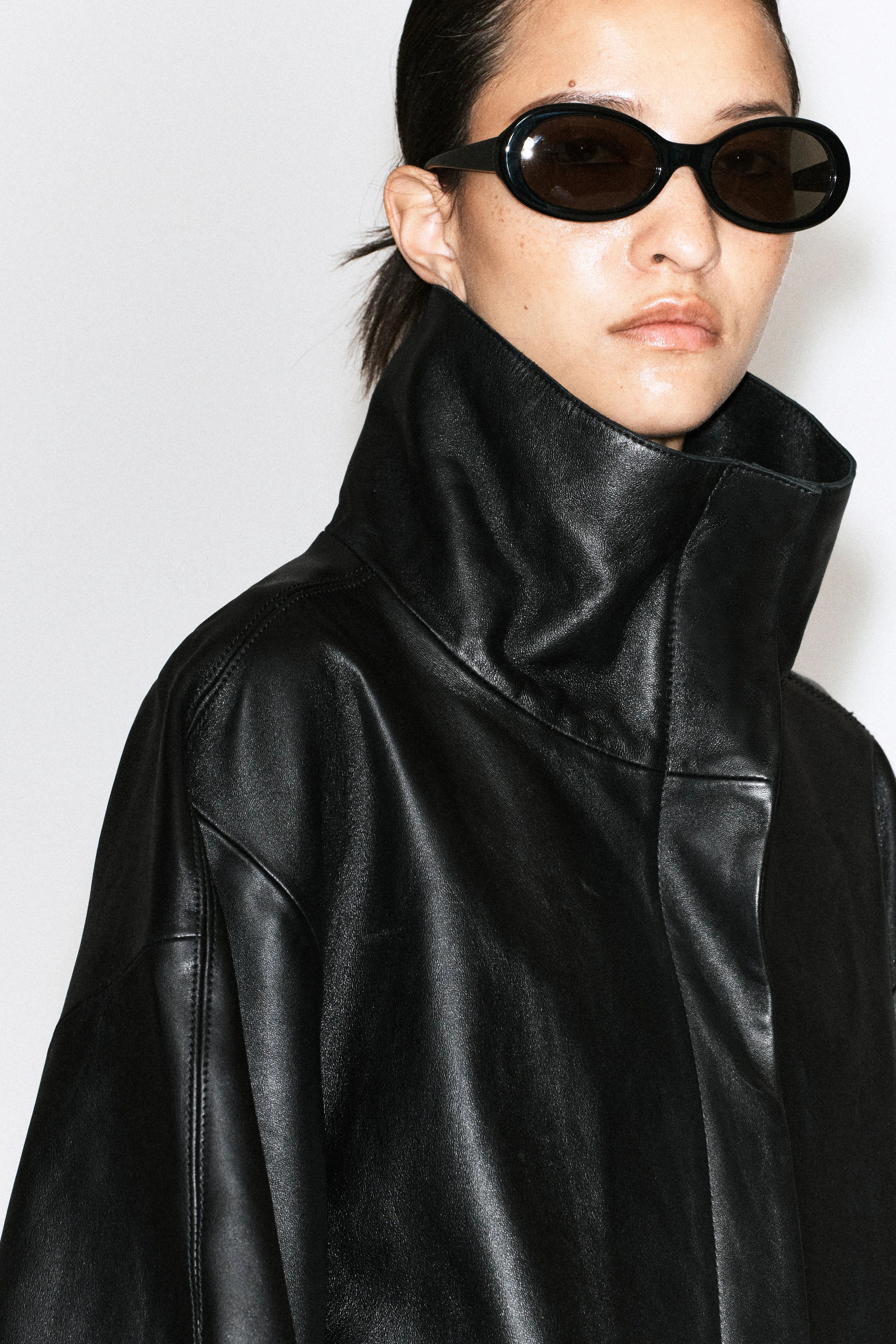 LEATHER FUNNEL-NECK JACKET - 7