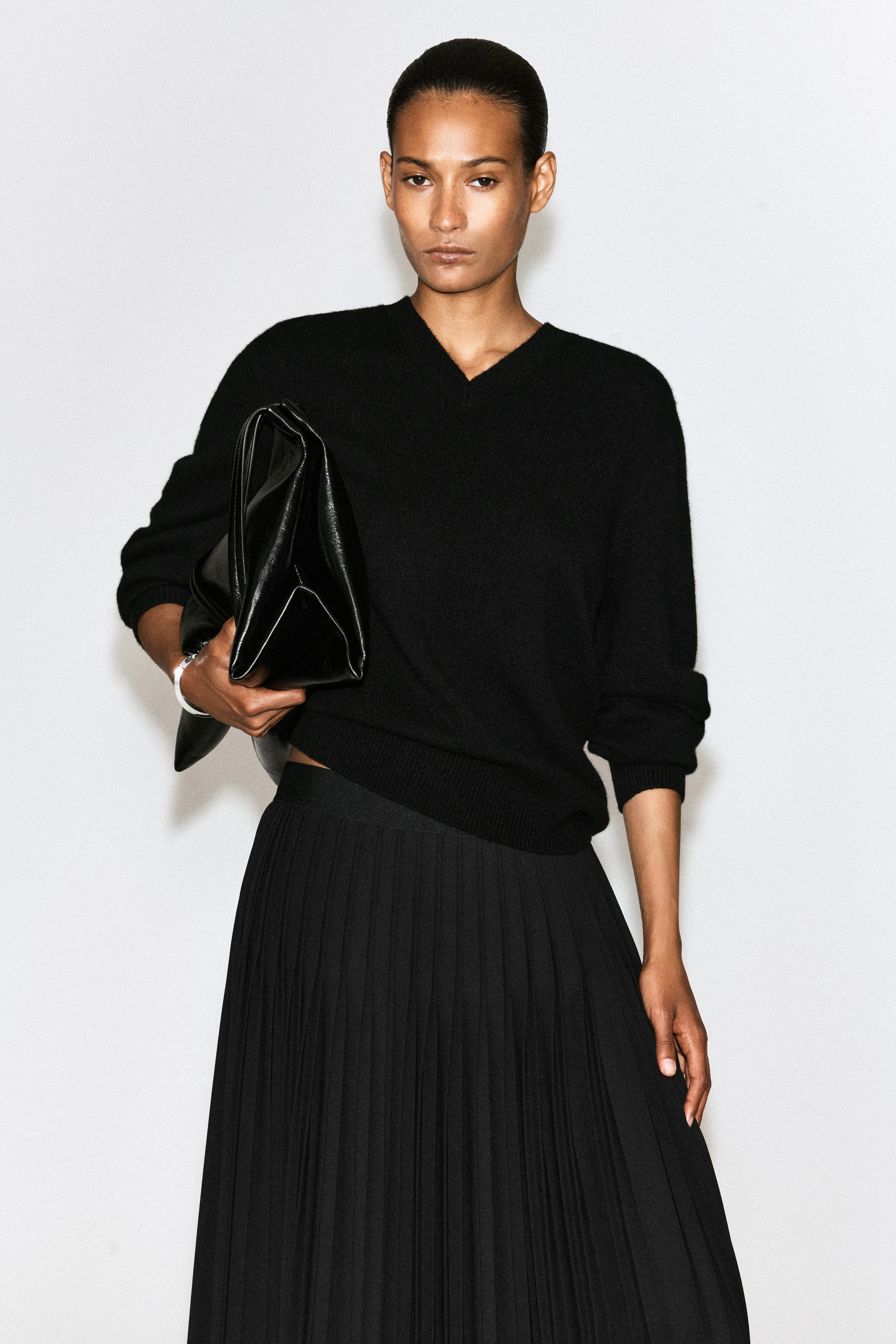 PLEATED CREPE MIDI SKIRT - 3