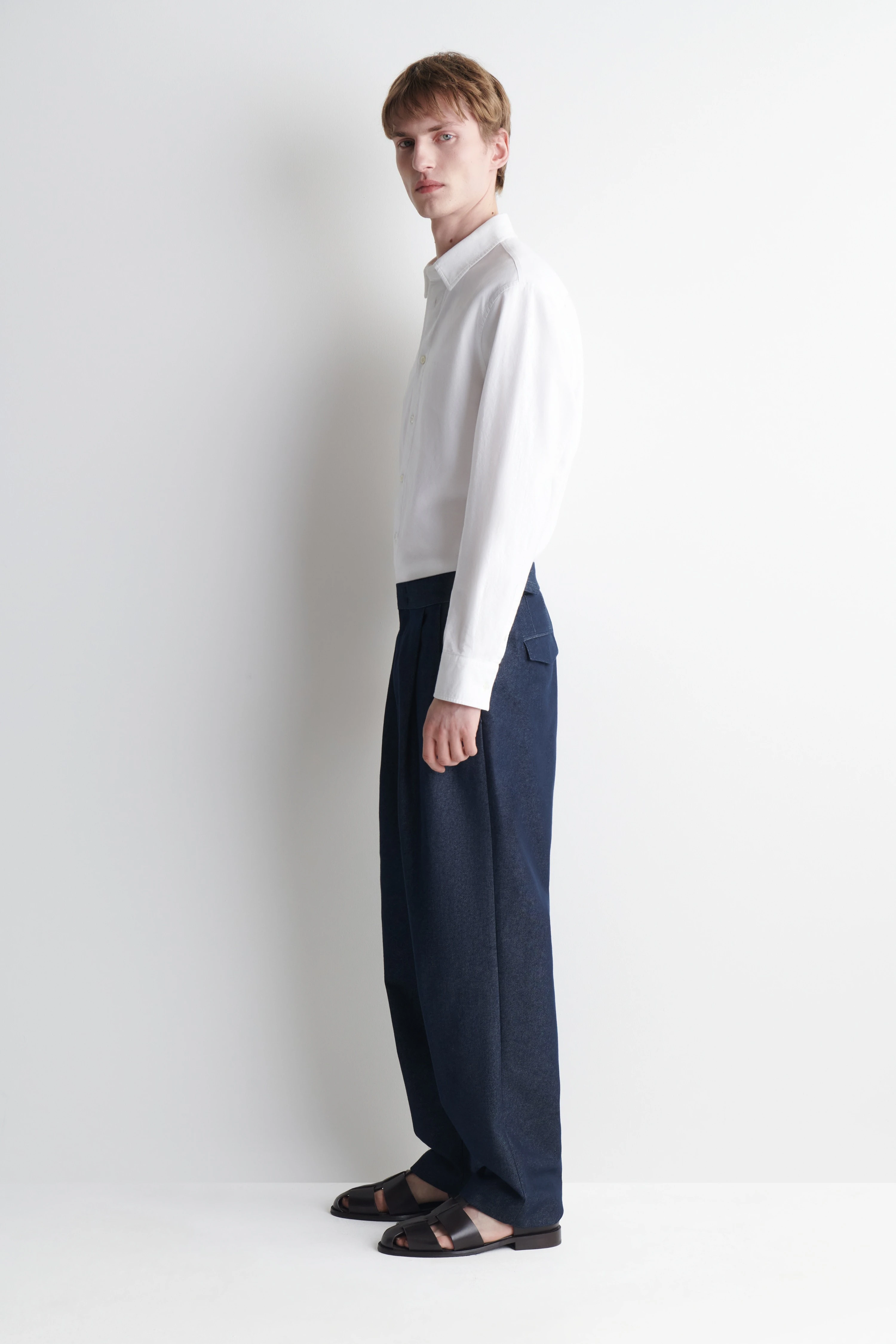 DENIM-EFFECT RELAXED-FIT TAPERED TROUSERS - 5