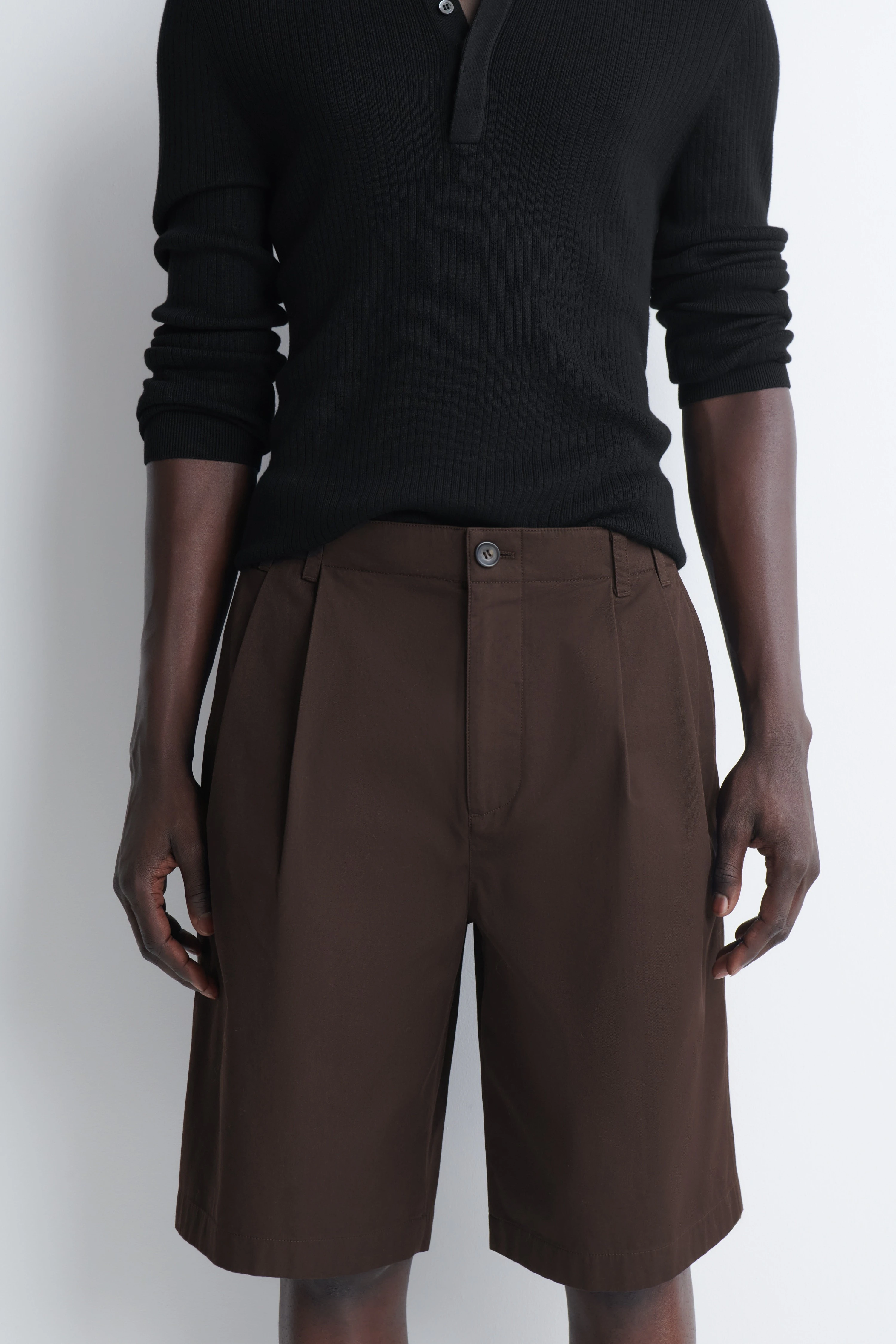 TAILORED PLEATED COTTON SHORTS - 3