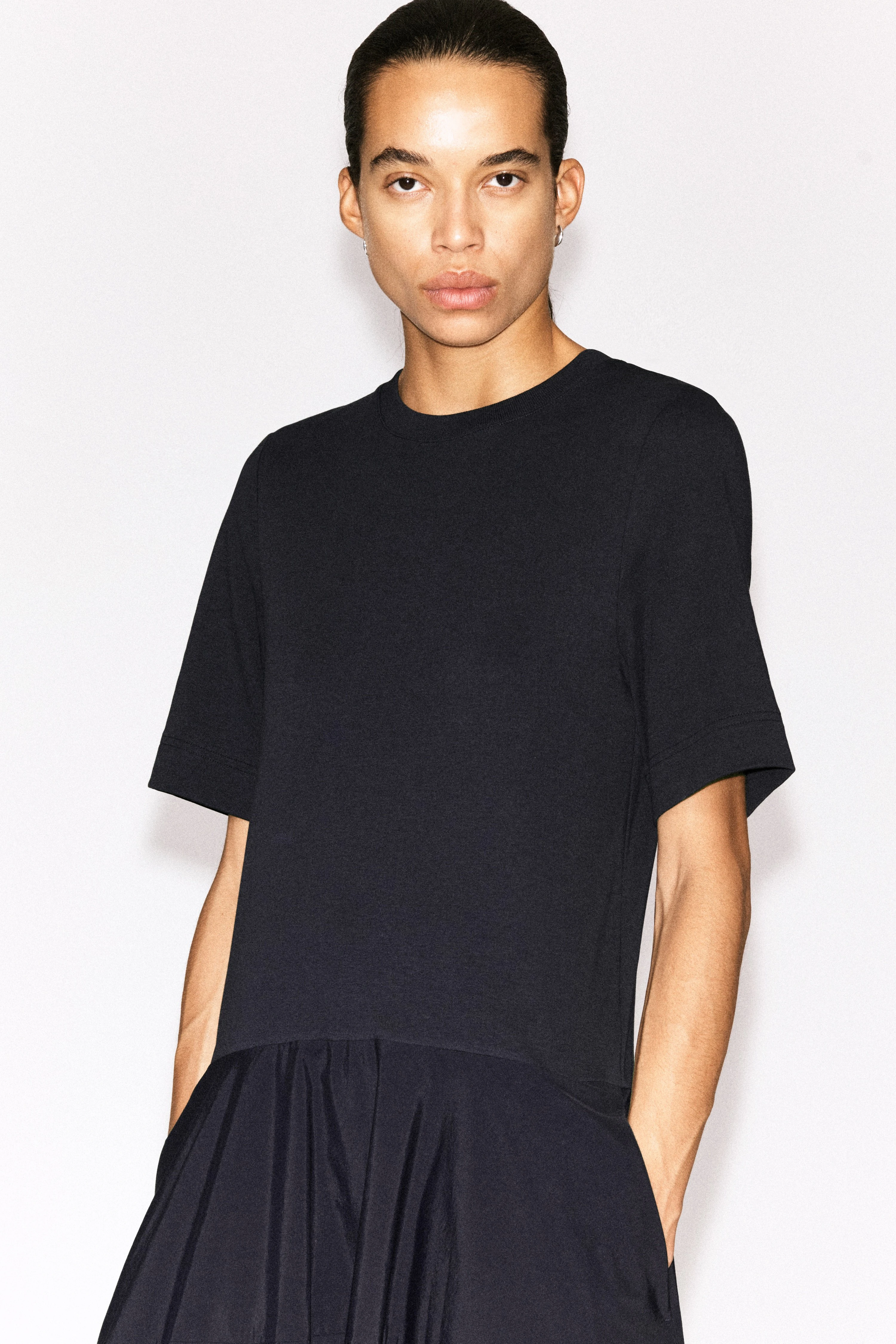 DROPPED-WAIST CONTRAST-PANEL MIDI DRESS - 4