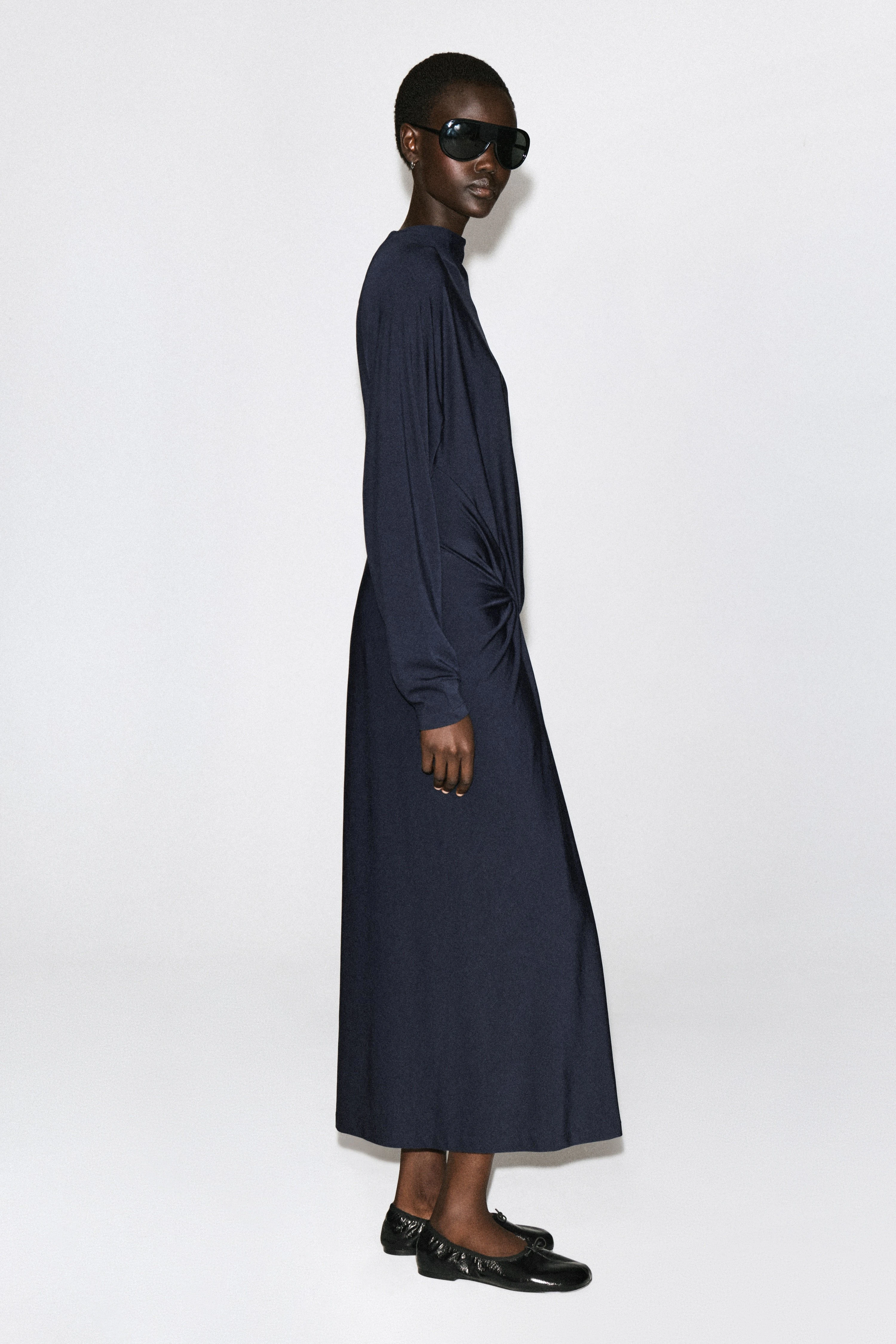 DRAPED TWIST-DETAIL MIDI DRESS - 4