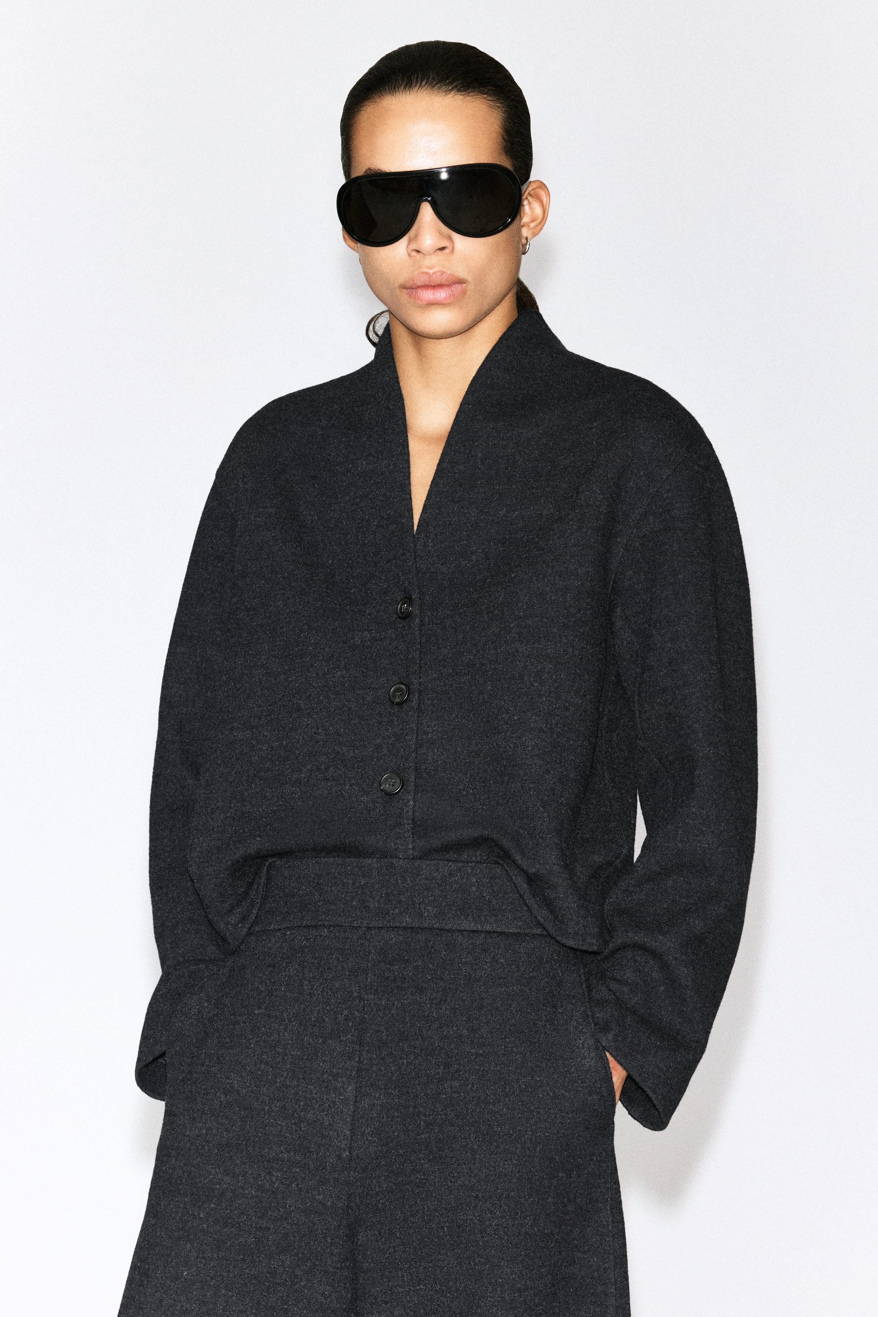 BOILED WOOL-BLEND BARREL-LEG TROUSERS - 4
