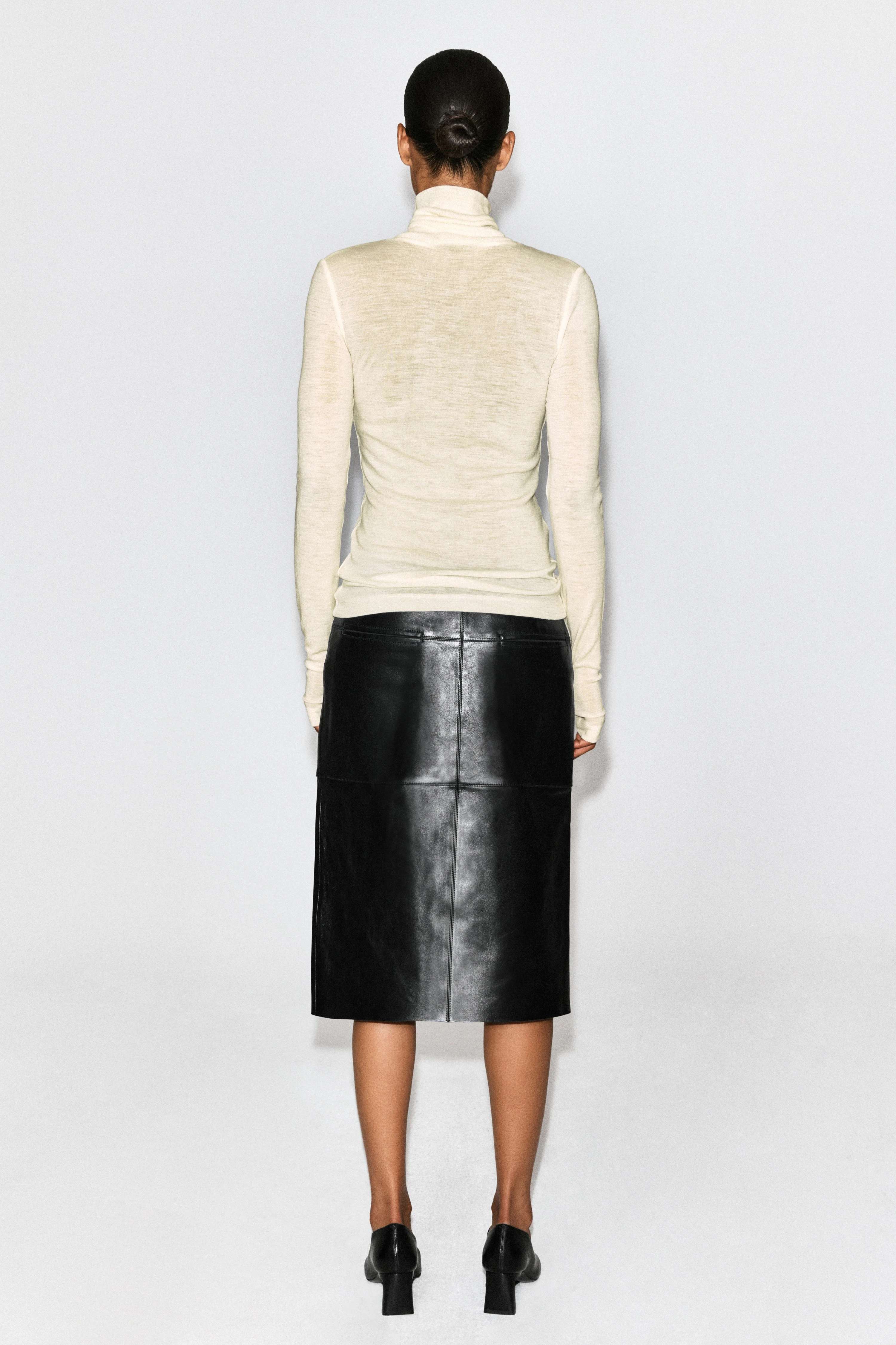 MERINO WOOL BUTTONED FUNNEL-NECK TOP - 6