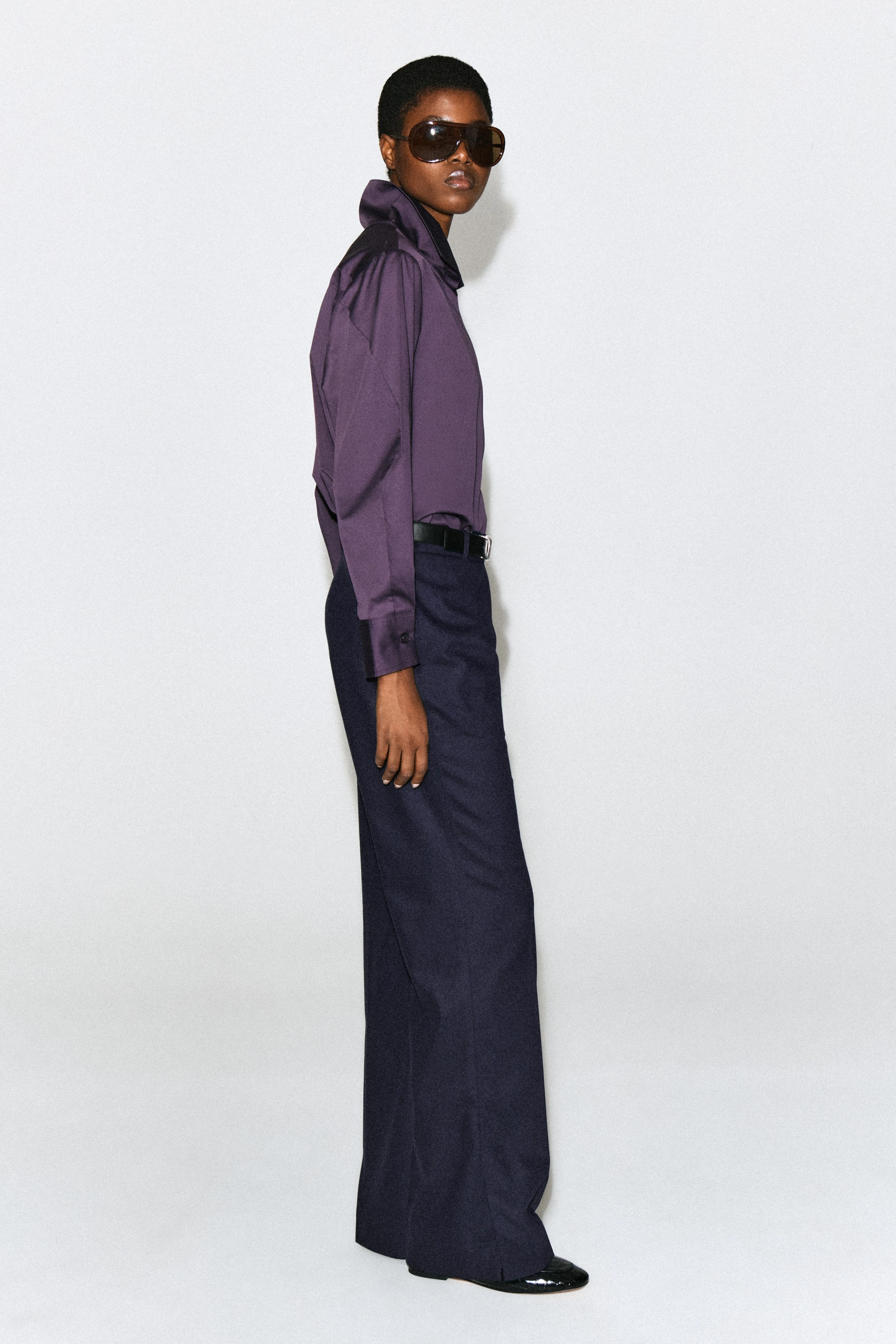 OVERSIZED FOLDED-COLLAR COTTON SHIRT - 6