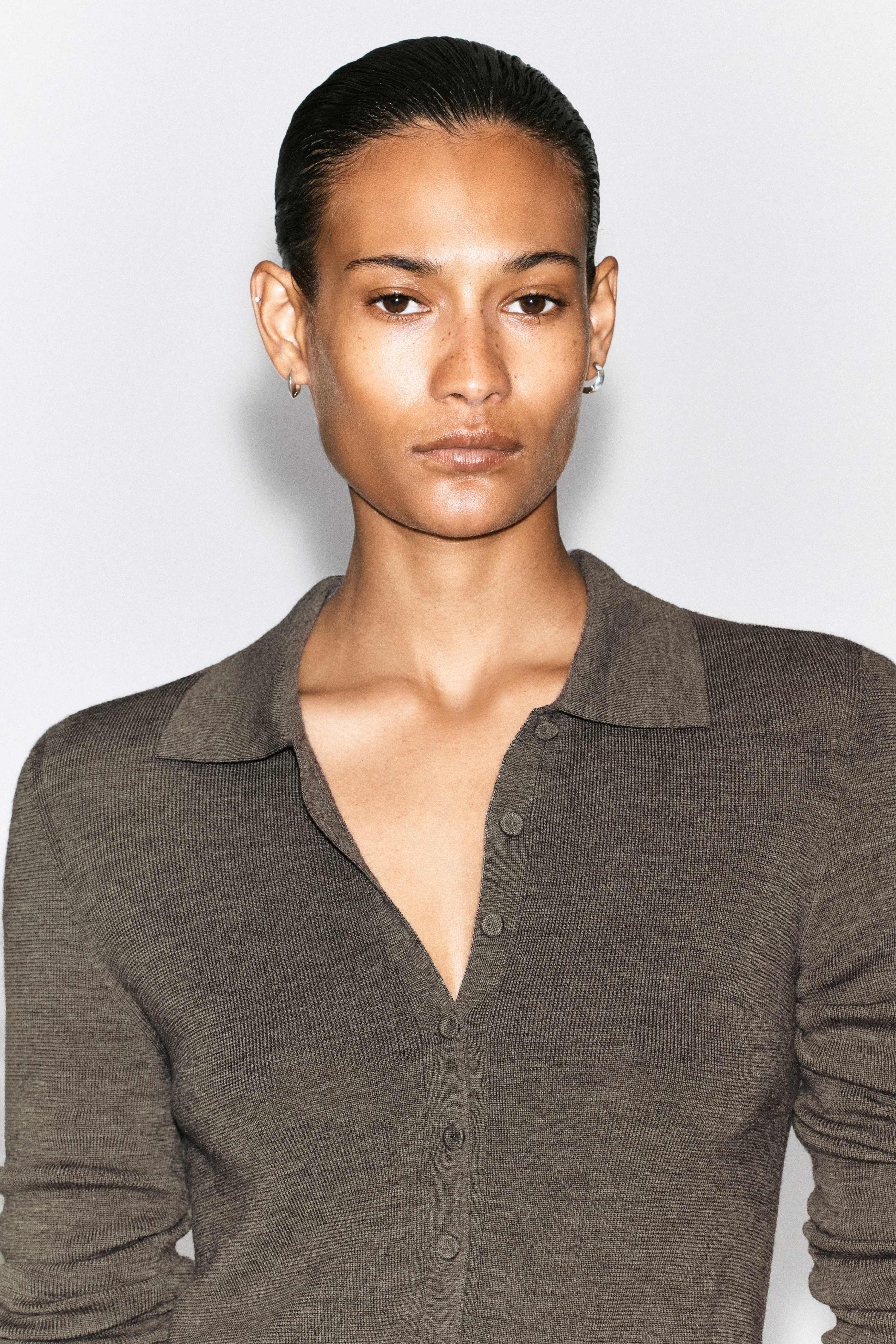 SEAMLESS MERINO WOOL SHIRT - 6