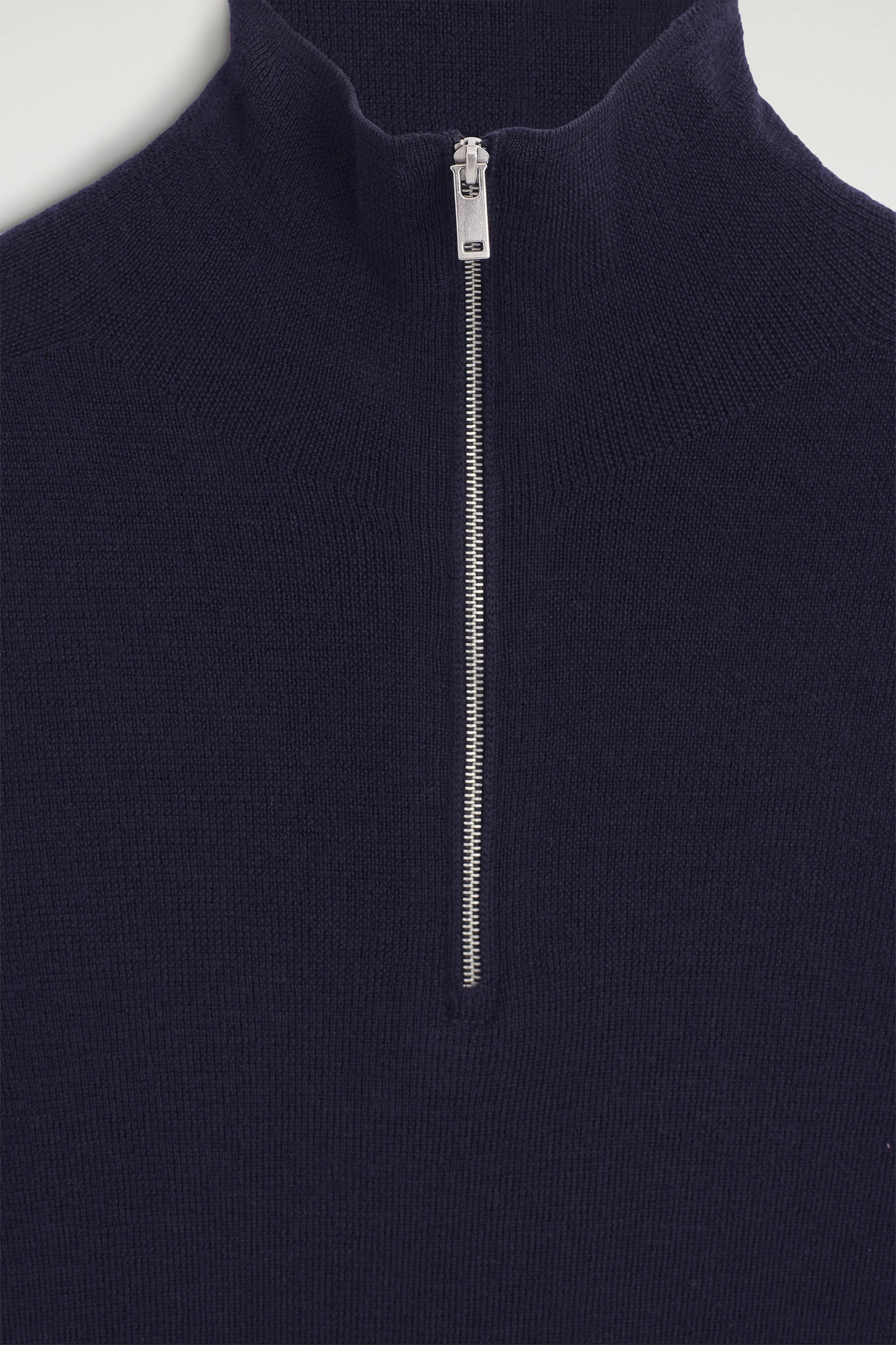 SEAMLESS MERINO WOOL ZIP-UP TOP - 8