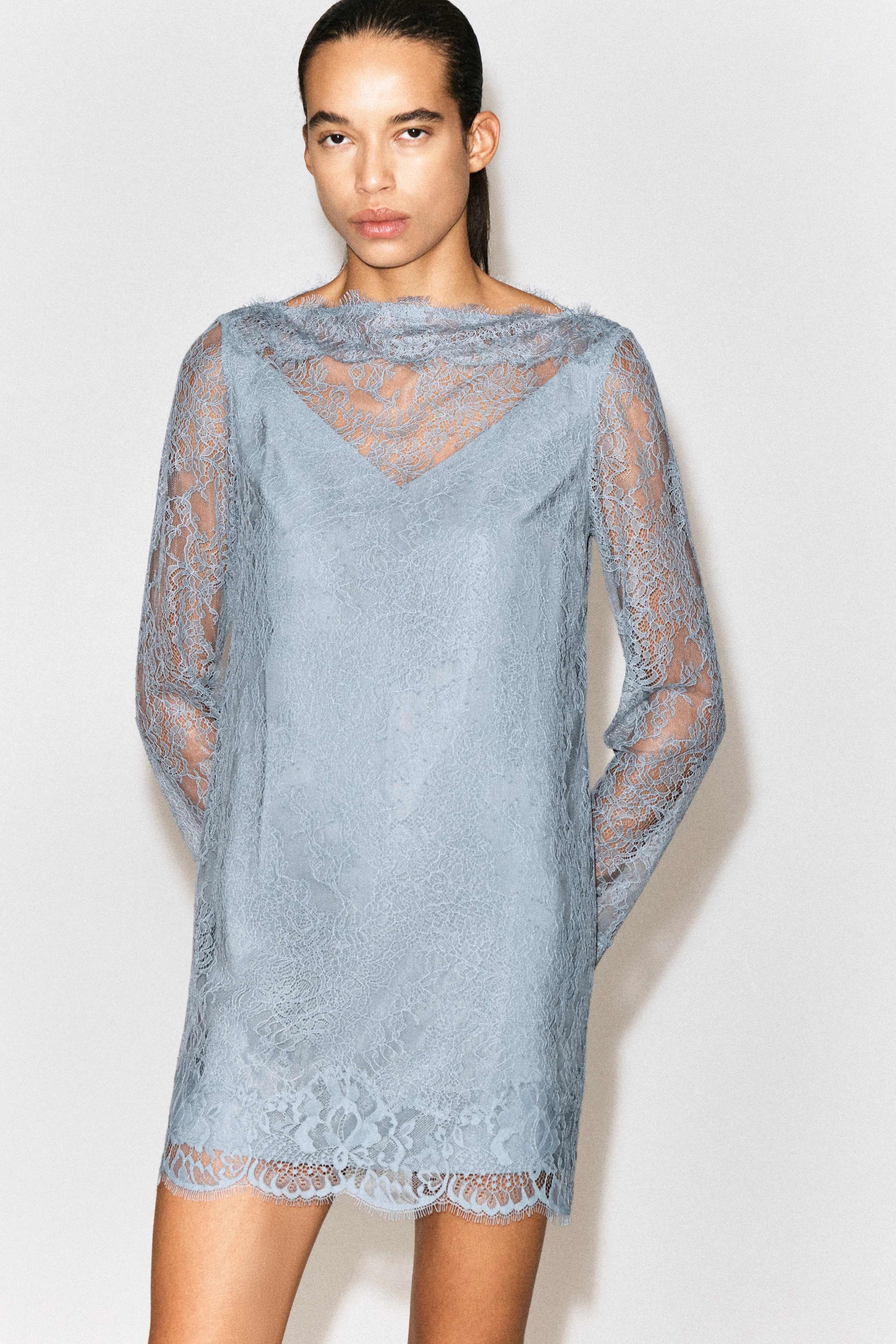 BOAT-NECK LACE MINI DRESS - 5