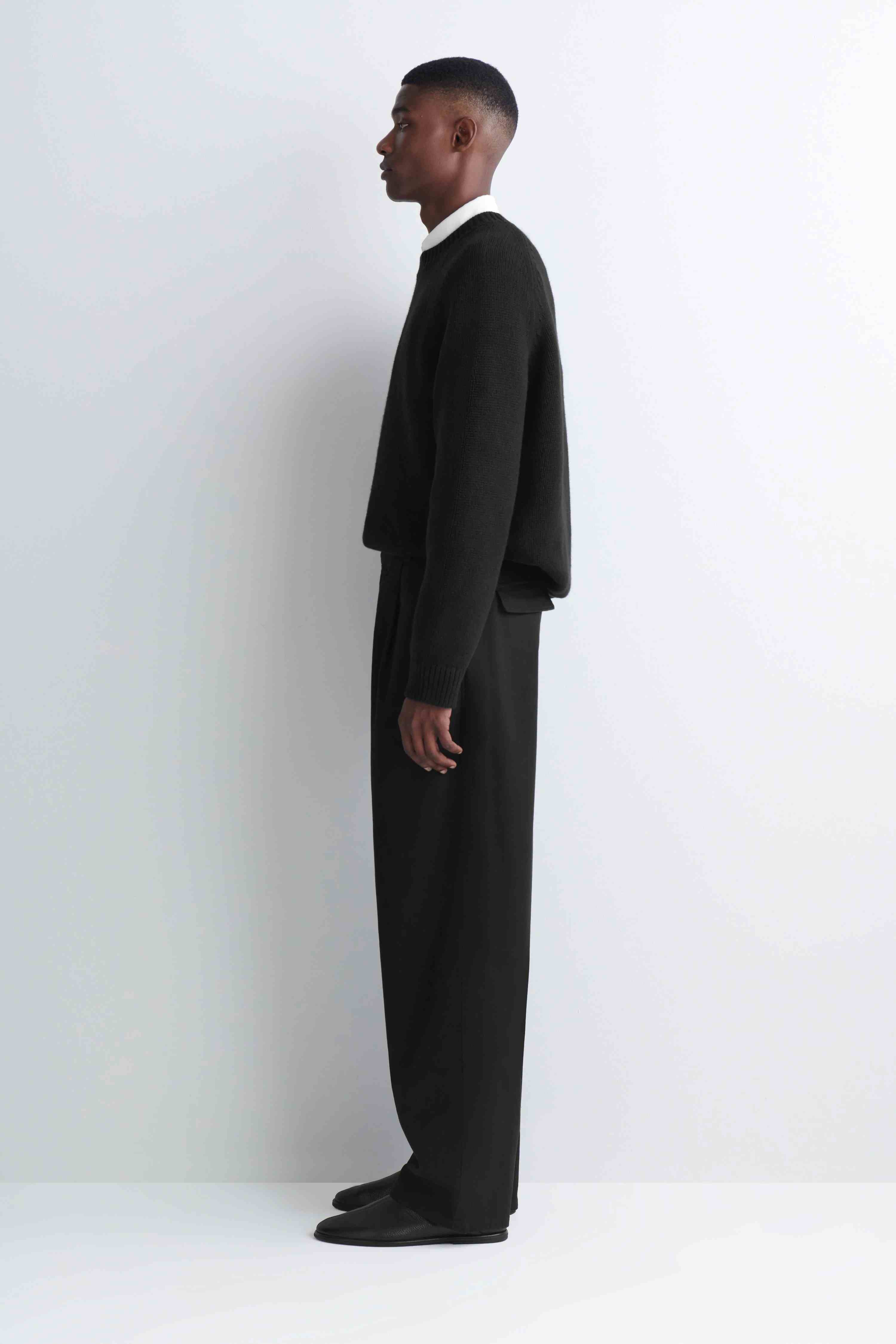 BUCKLED DENIM RELAXED-FIT BARREL-LEG TROUSERS - 4