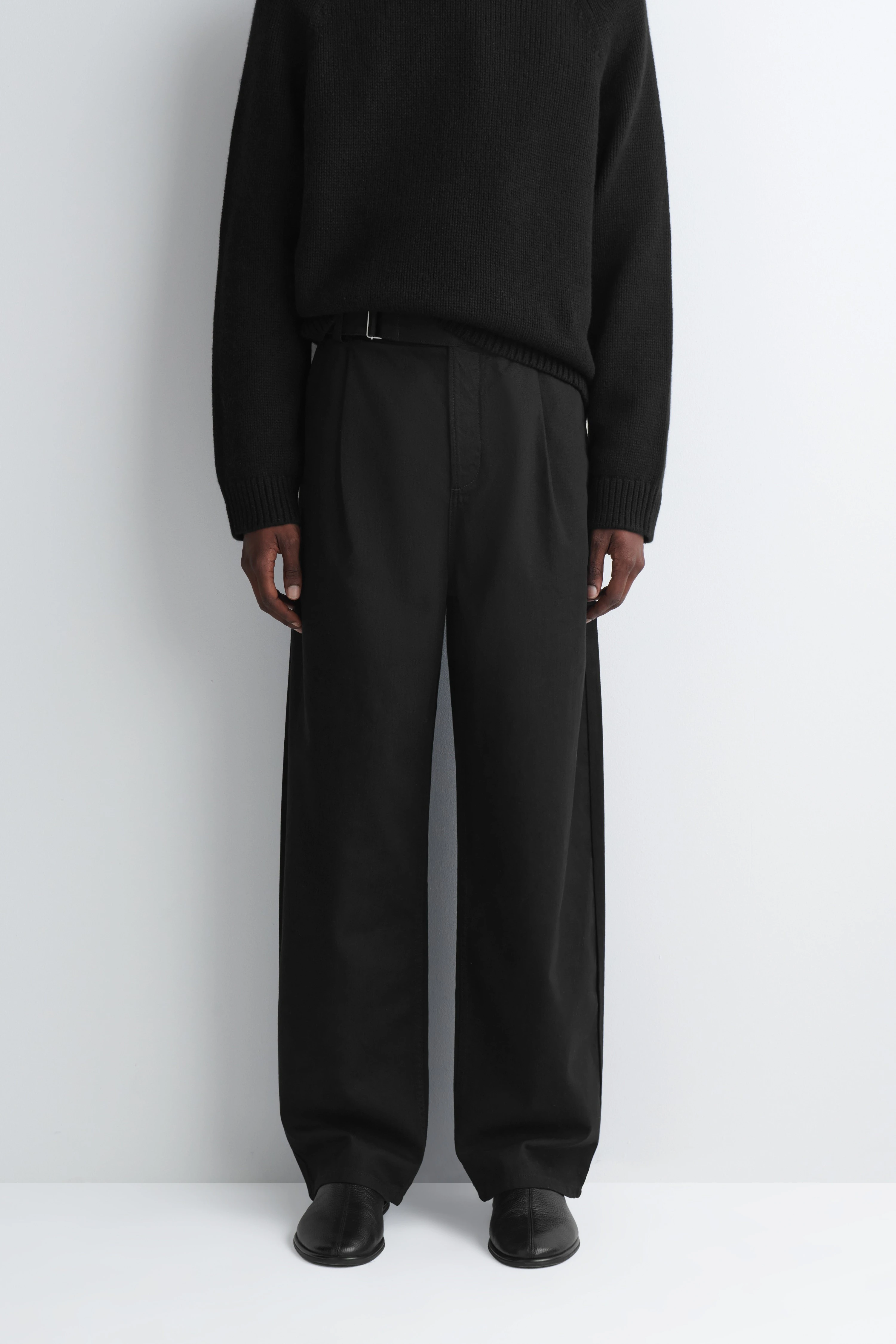 BUCKLED DENIM RELAXED-FIT BARREL-LEG TROUSERS - 5