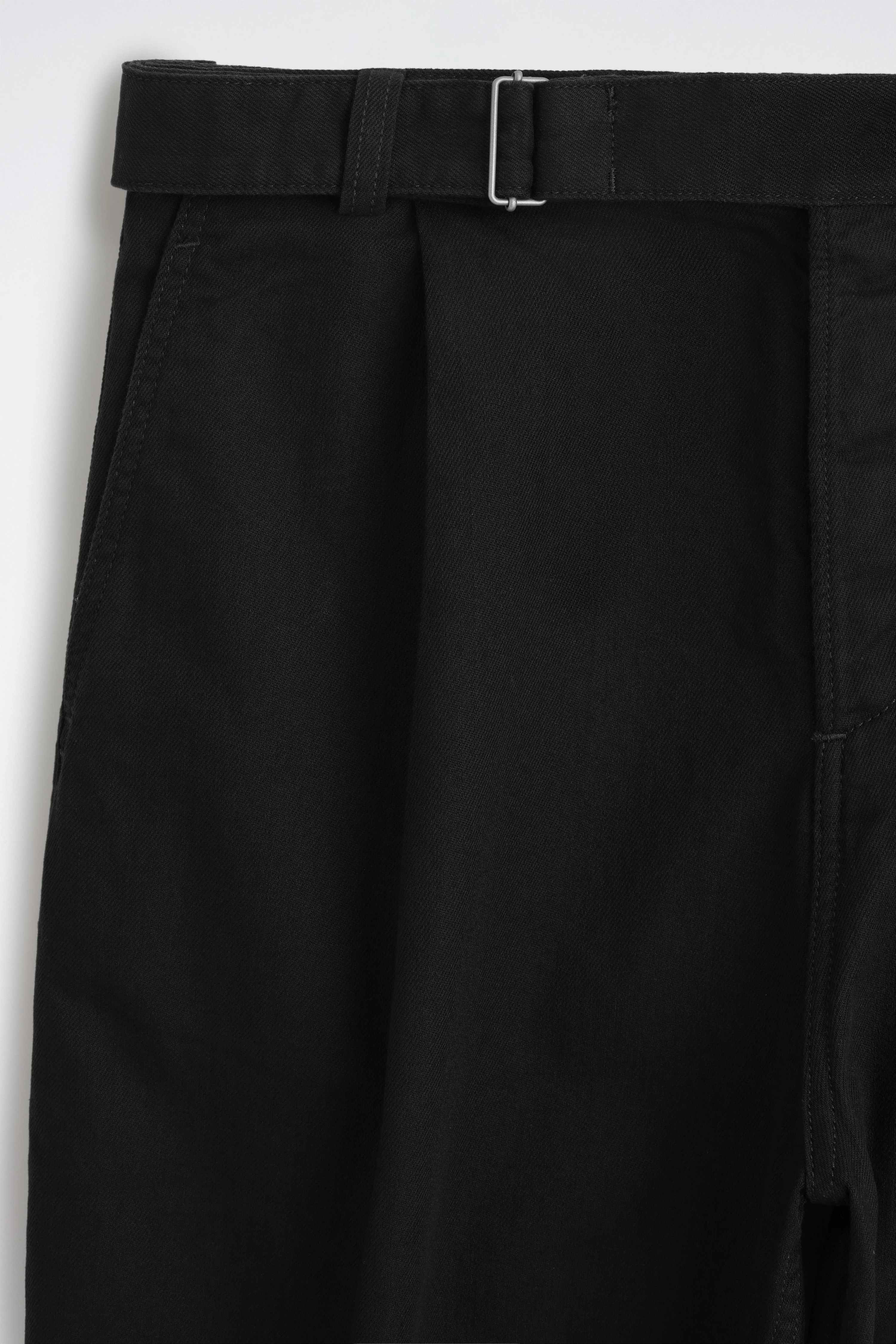 BUCKLED DENIM RELAXED-FIT BARREL-LEG TROUSERS - 7