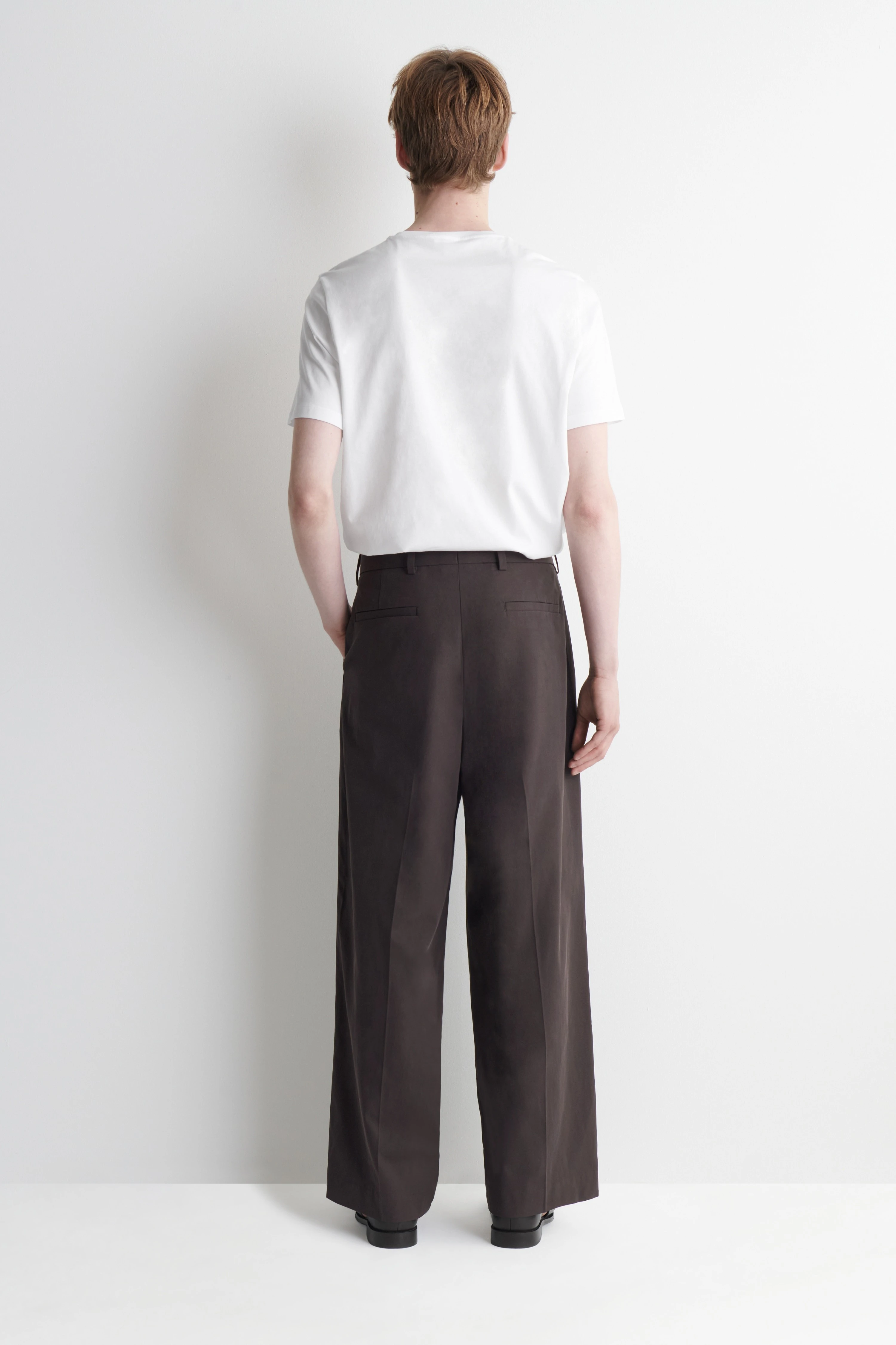 PLEATED COTTON RELAXED-FIT WIDE-LEG TROUSERS - 2