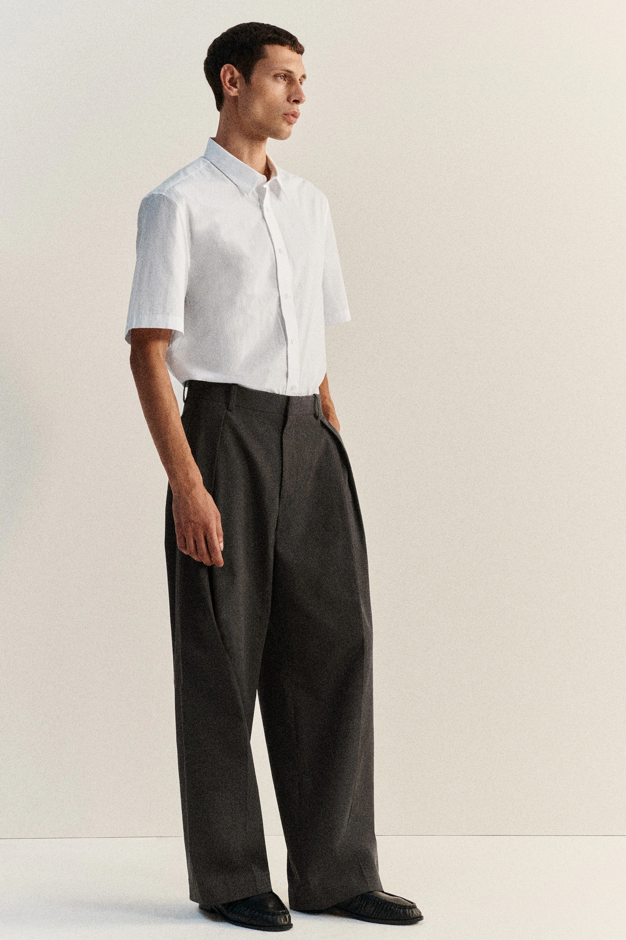 PLEATED COTTON RELAXED-FIT WIDE-LEG TROUSERS - 8