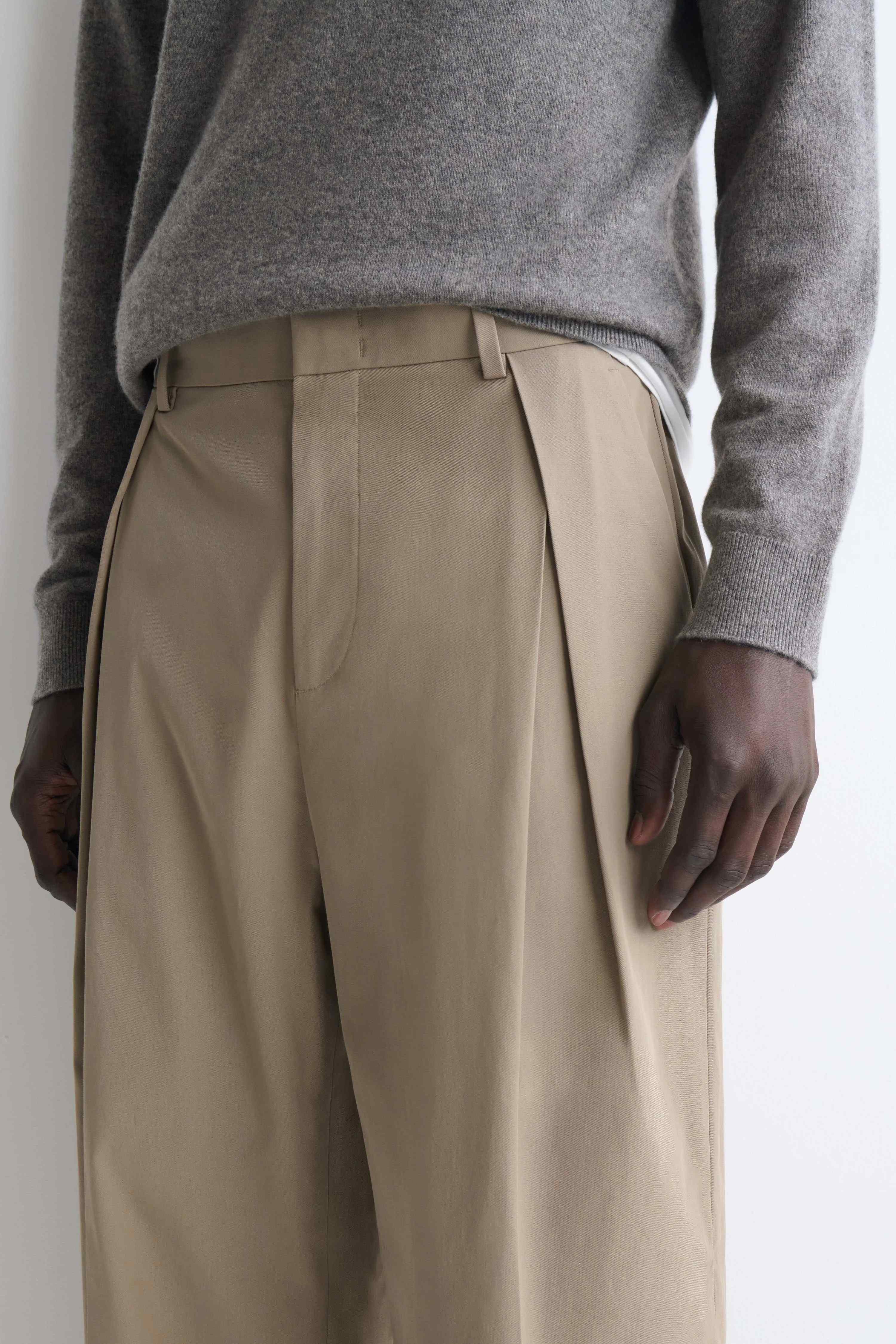 PLEATED COTTON RELAXED-FIT WIDE-LEG TROUSERS - 4