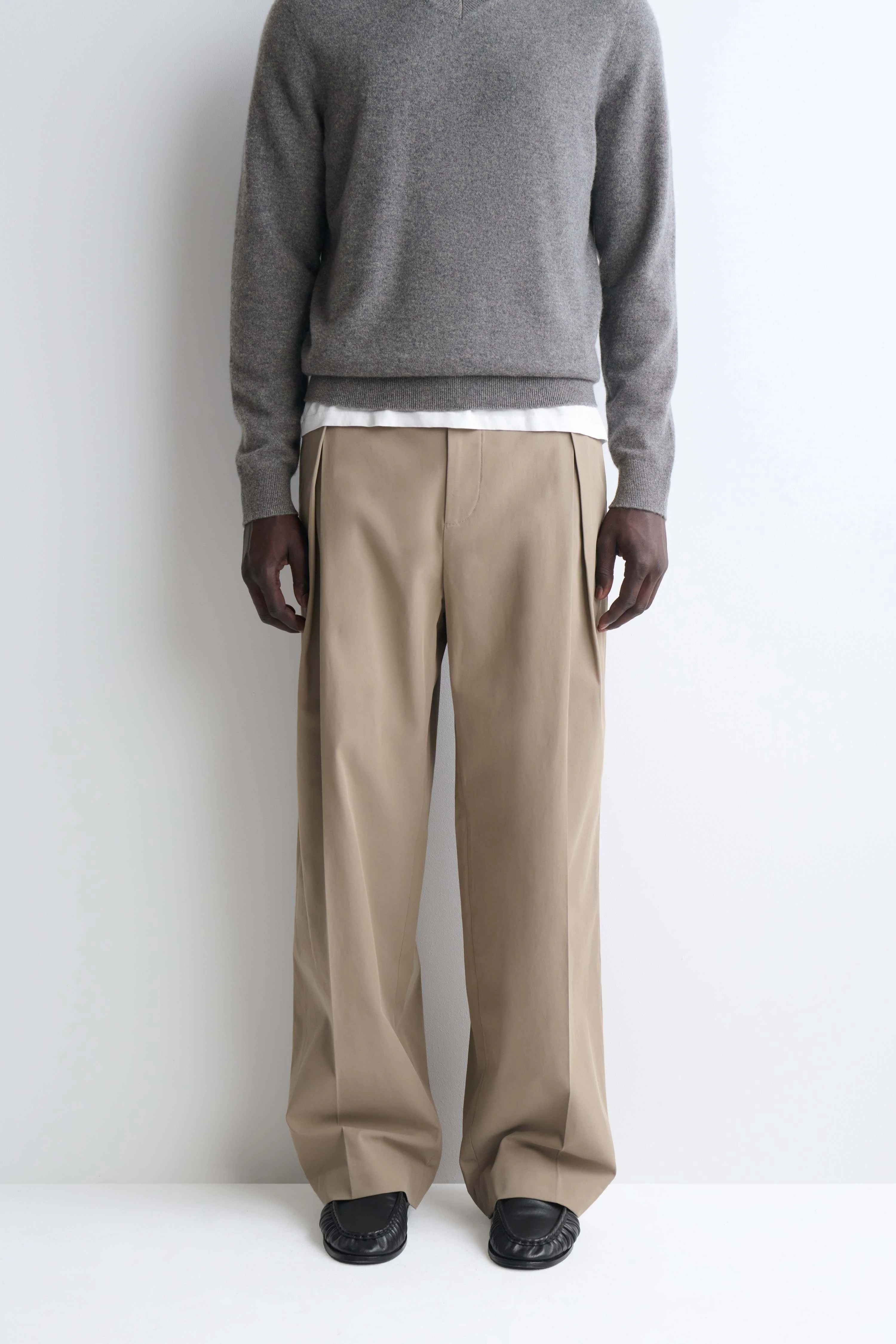 PLEATED COTTON RELAXED-FIT WIDE-LEG TROUSERS - 5
