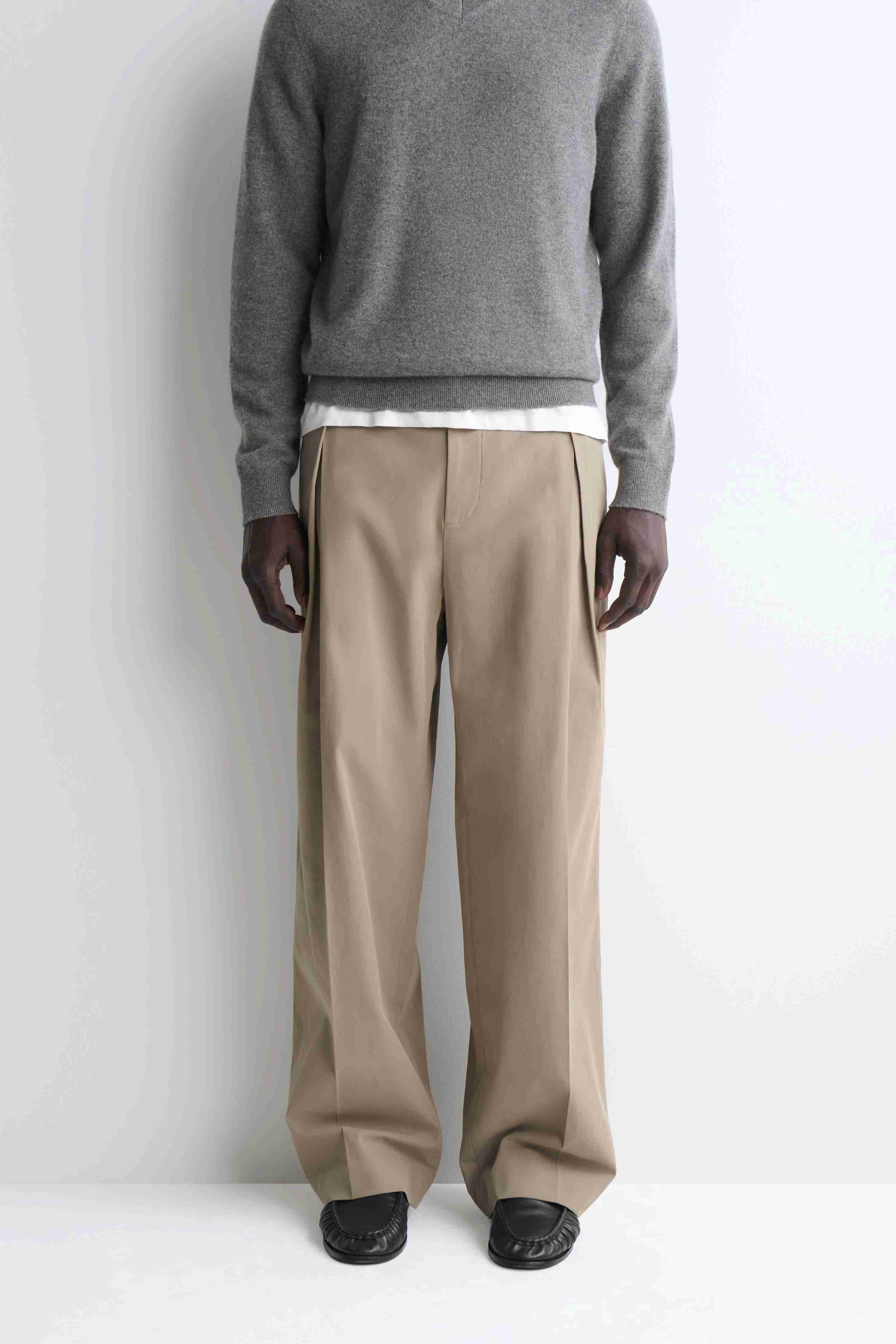 PLEATED COTTON RELAXED-FIT WIDE-LEG TROUSERS - 5