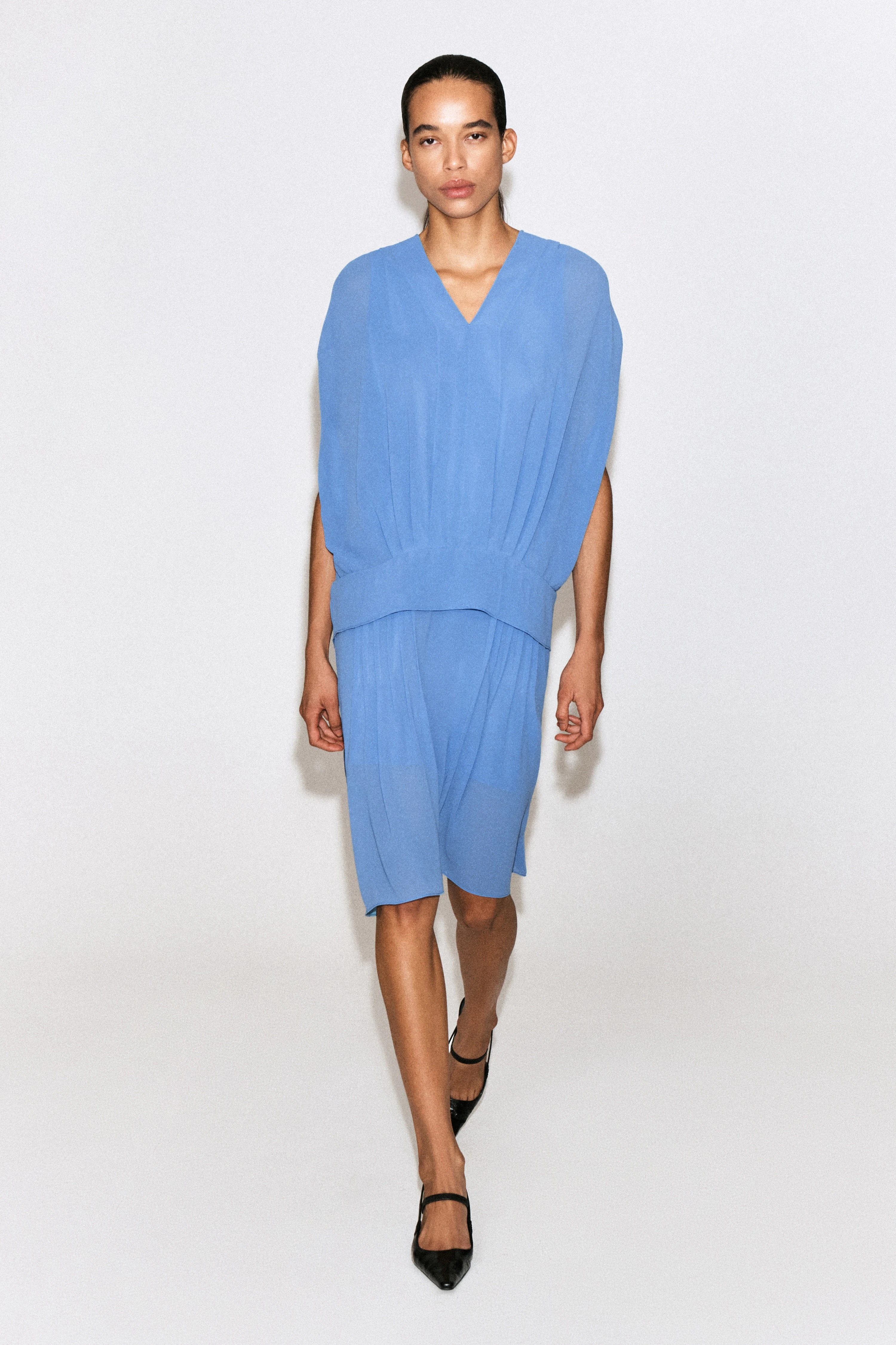 DRAPED PLEATED V-NECK MIDI DRESS