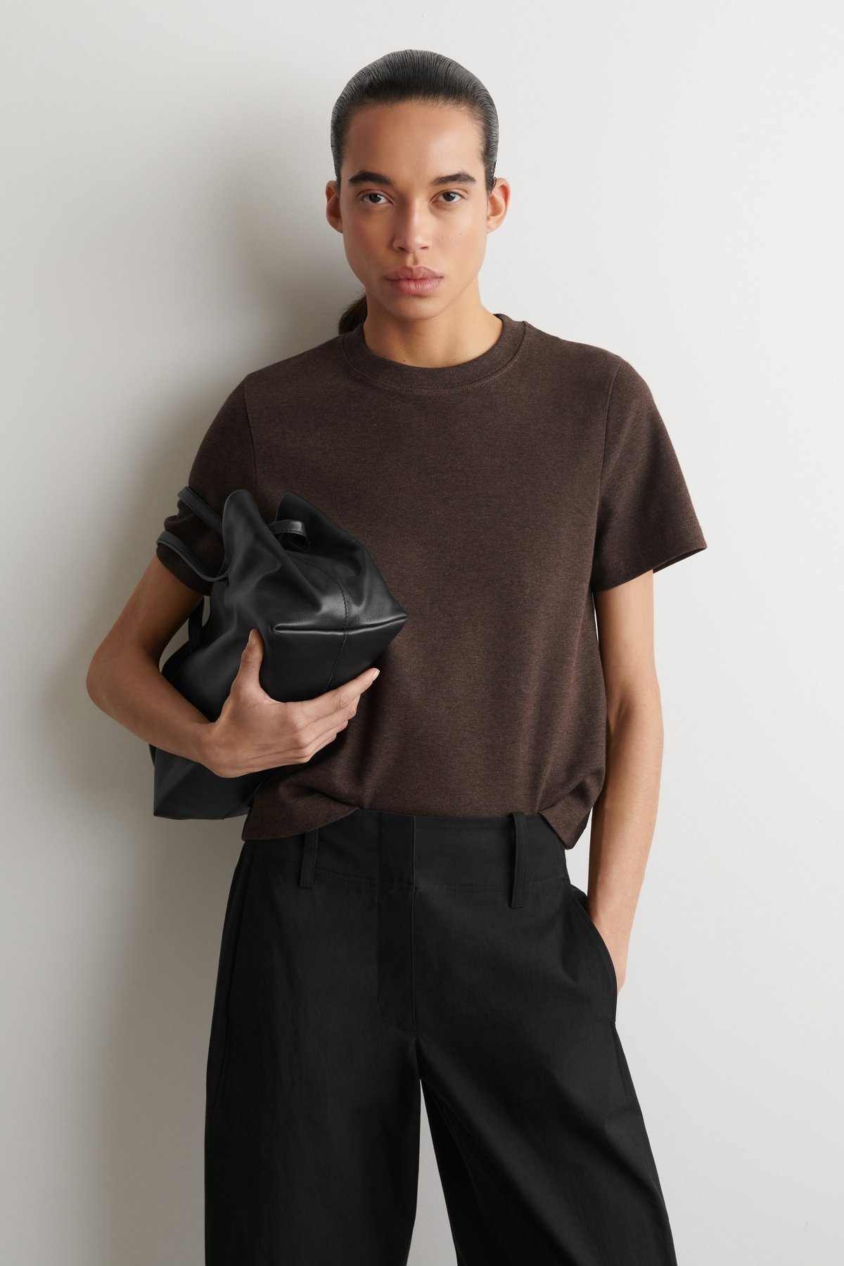 CLEAN CUT T-SHIRT | COS