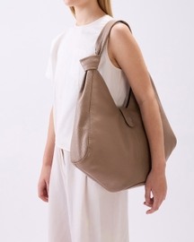 Nelli Hobo Large Pebble Taupe