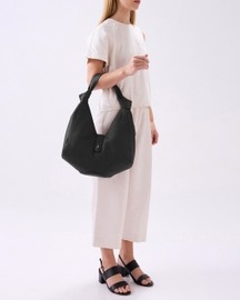 Nelli Hobo Pebble Black
