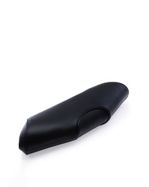 Elizabeth Baguette Clutch Saffiano Black.