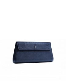 Meera Clutch Pebble Navy