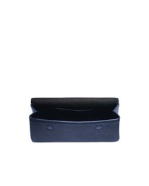 Meera Clutch Pebble Navy