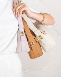 Favori Lumi Genuine Leather Baguette in Ivory
